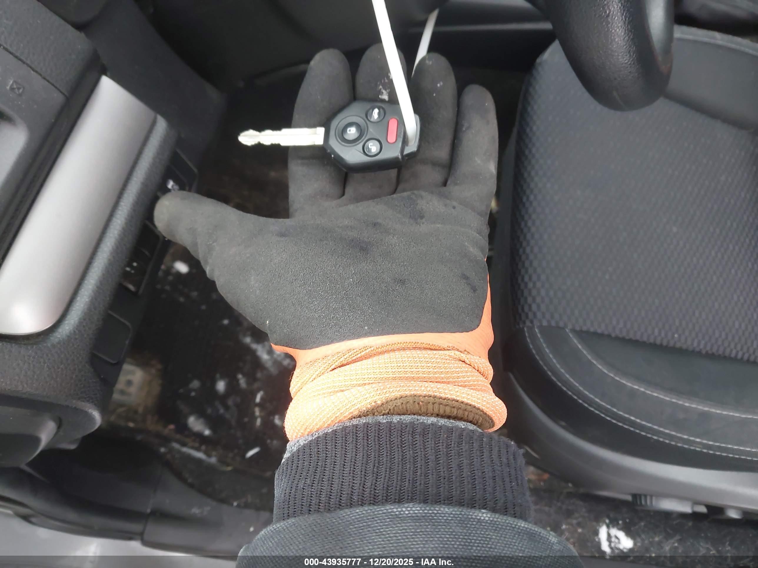 SUBARU FORESTER image 11