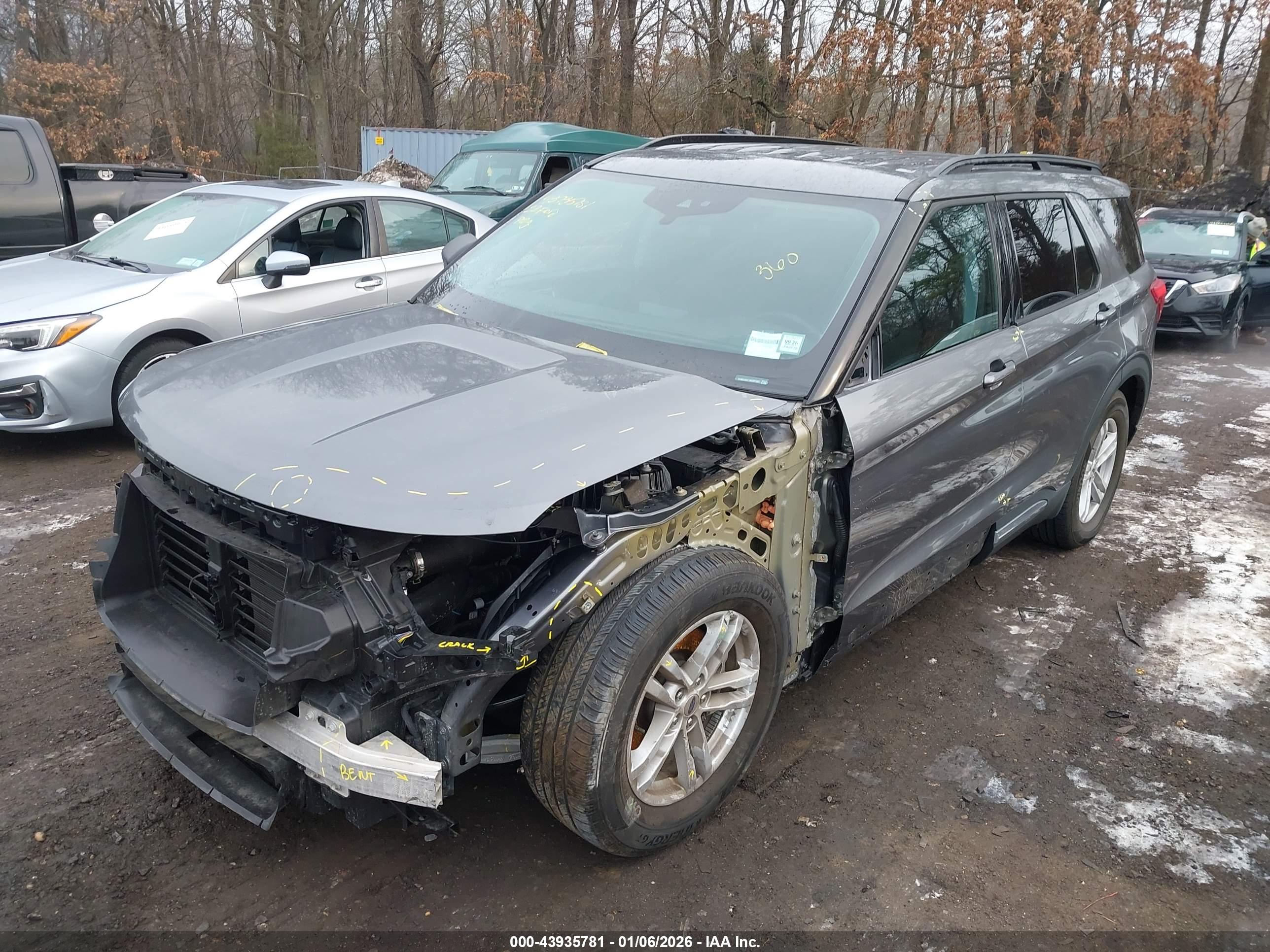 FORD EXPLORER image 6