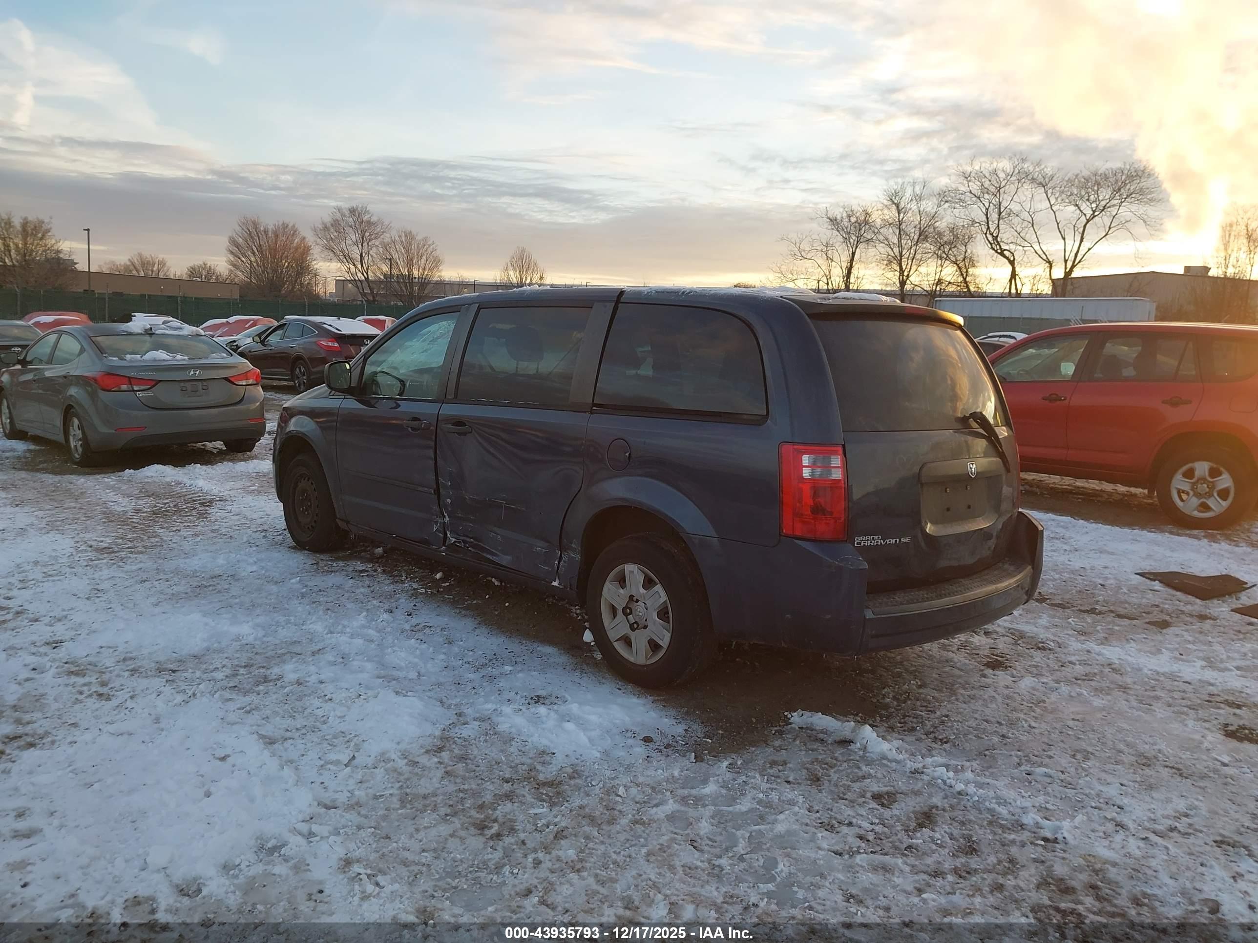 DODGE GRAND image 3