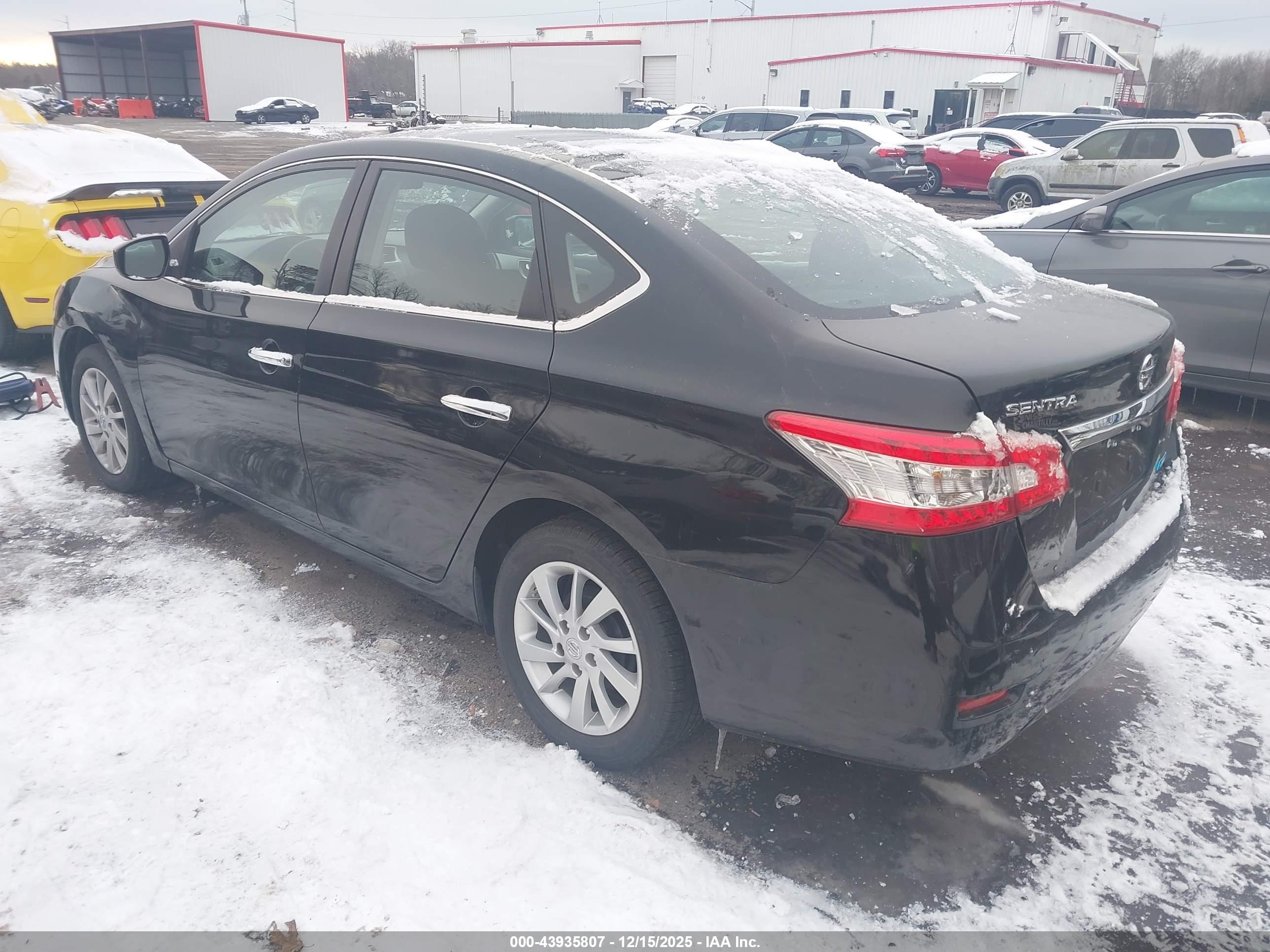 NISSAN SENTRA image 3