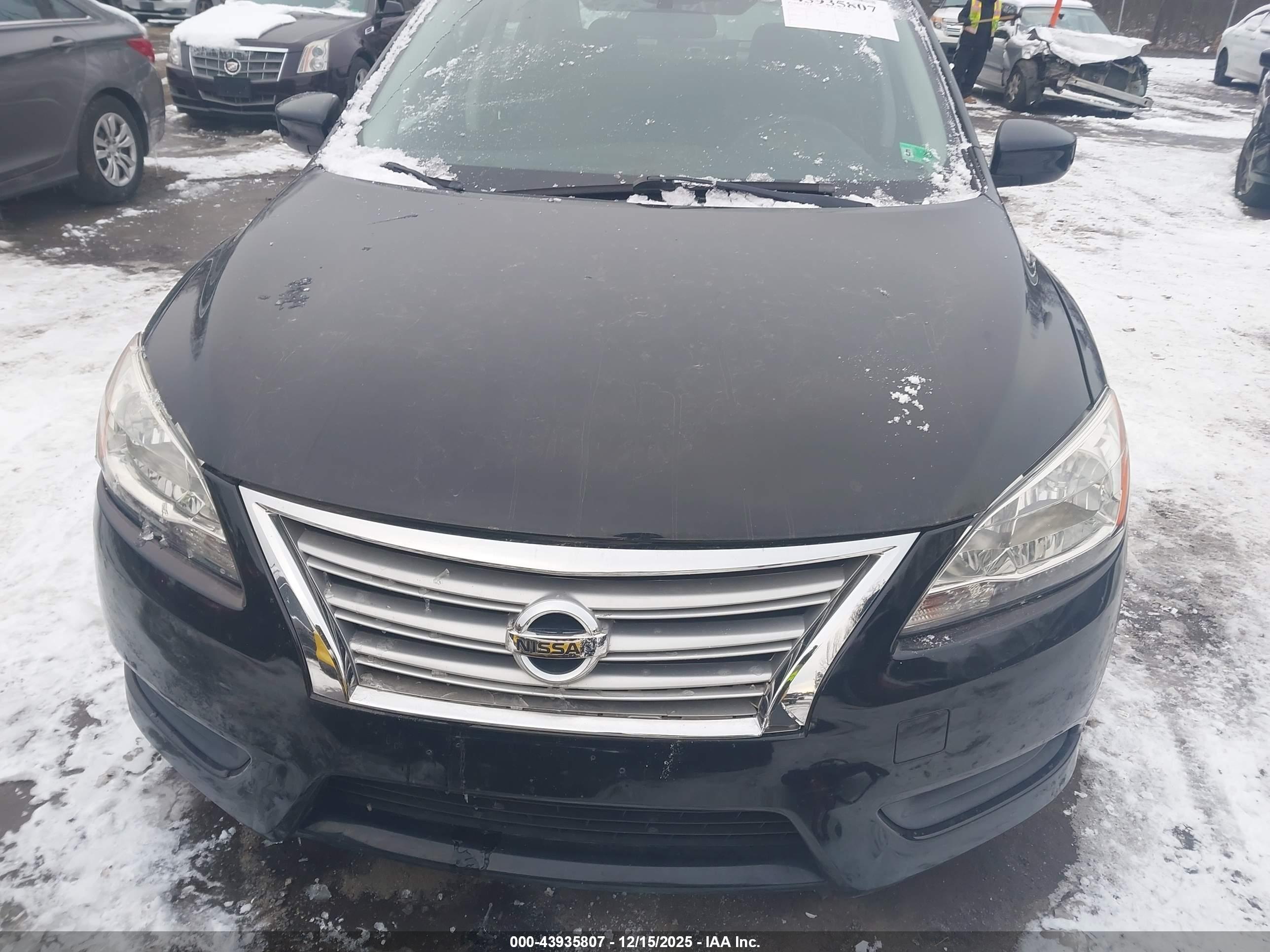 NISSAN SENTRA image 6