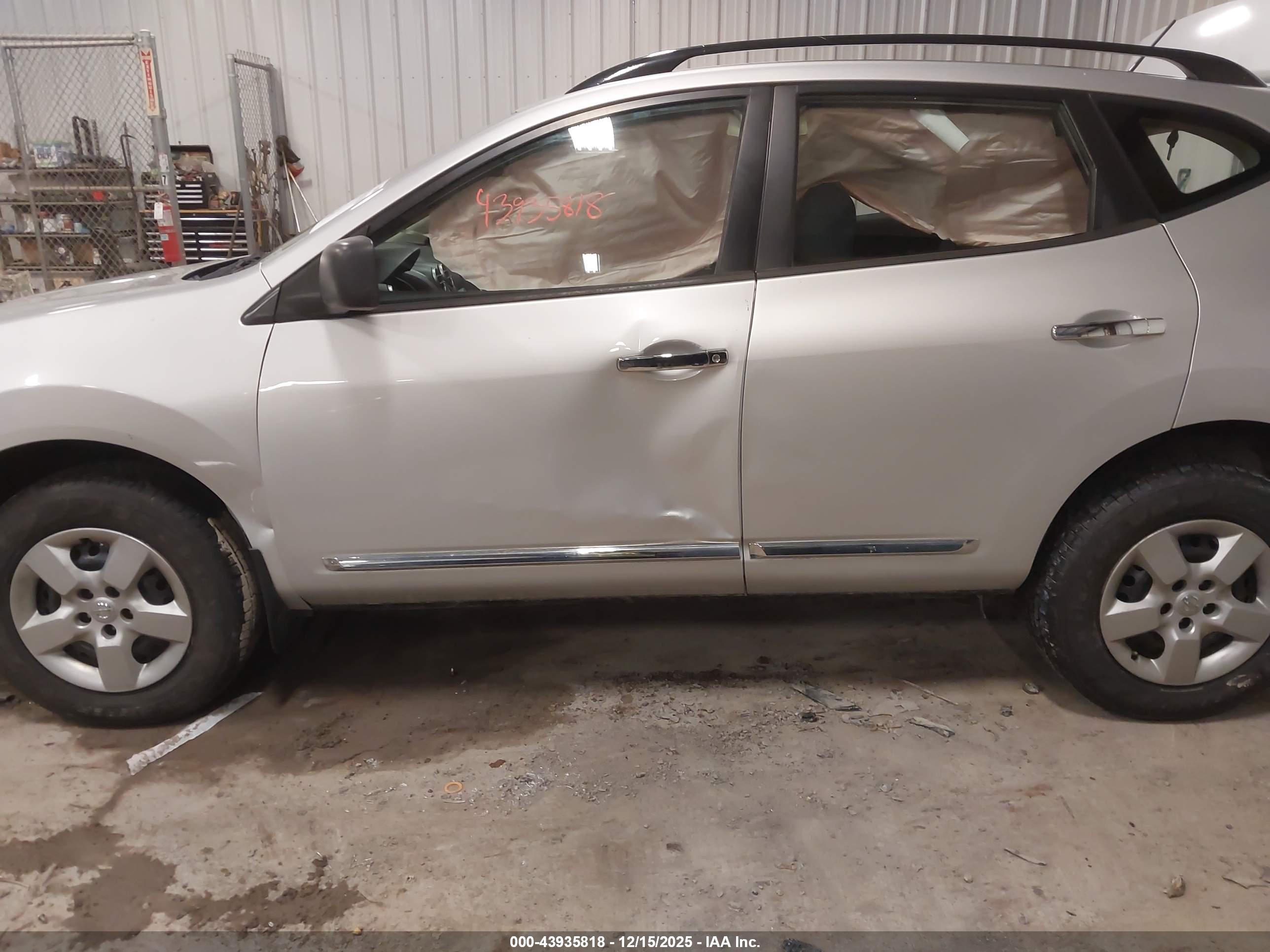 NISSAN ROGUE image 6