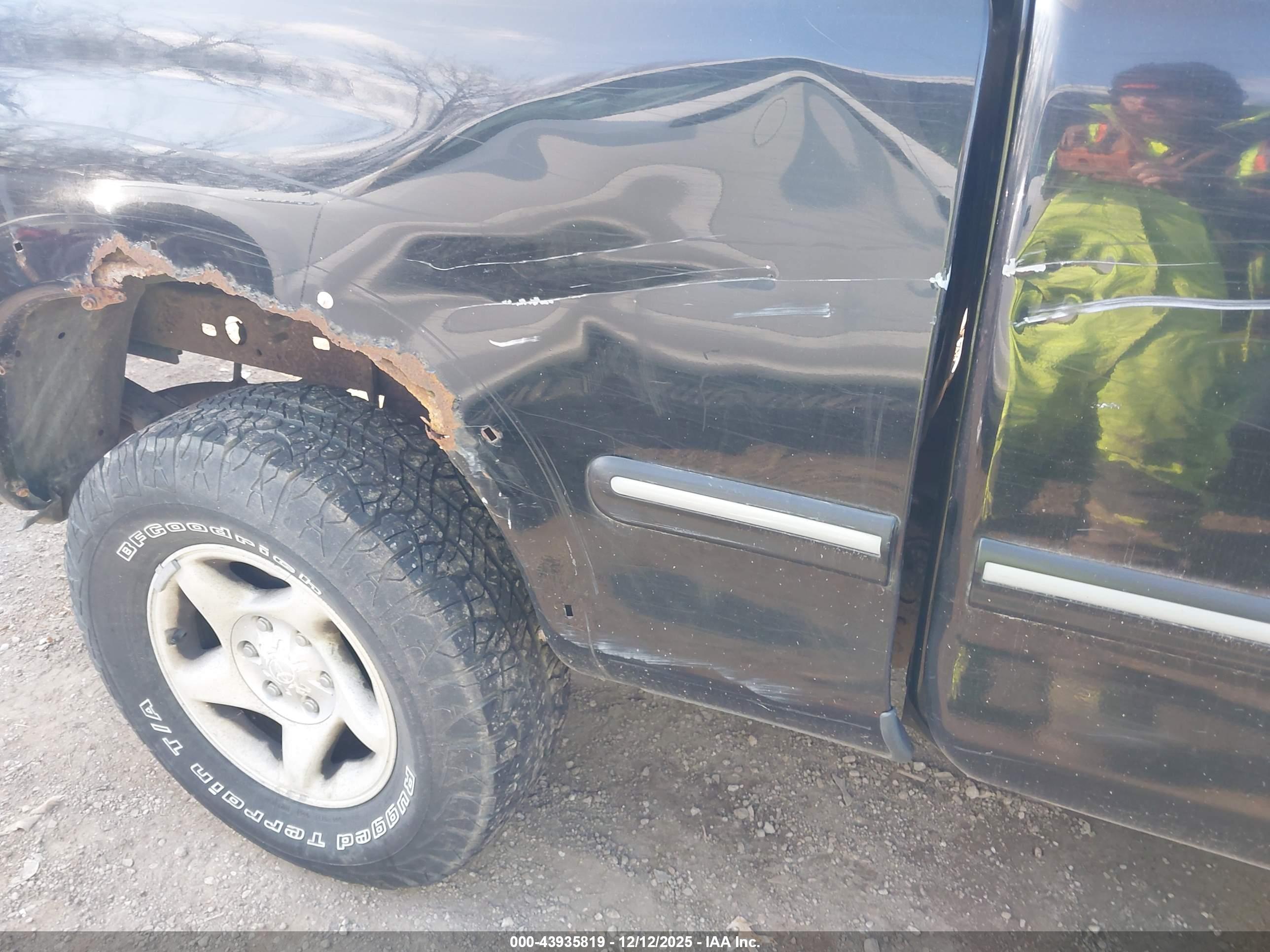 TOYOTA TUNDRA image 6