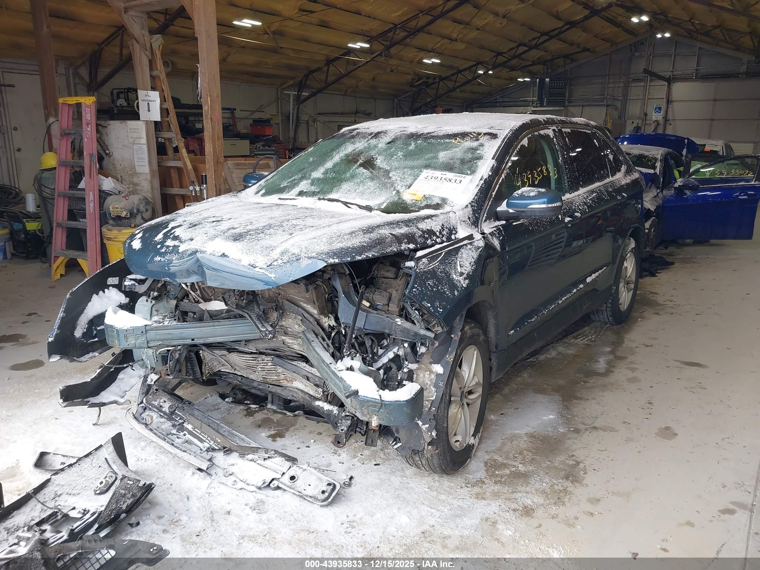 FORD EDGE image 2