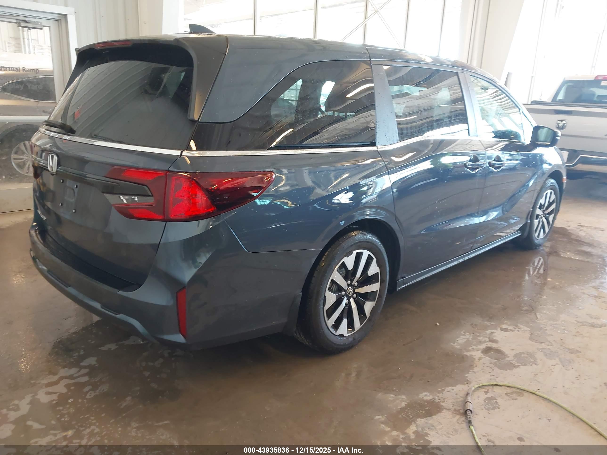 HONDA ODYSSEY image 4