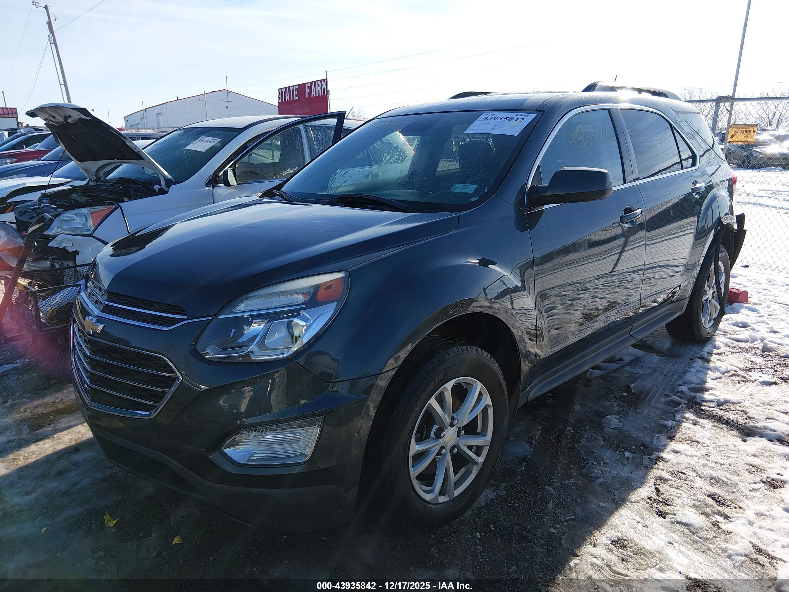 CHEVROLET EQUINOX image 2
