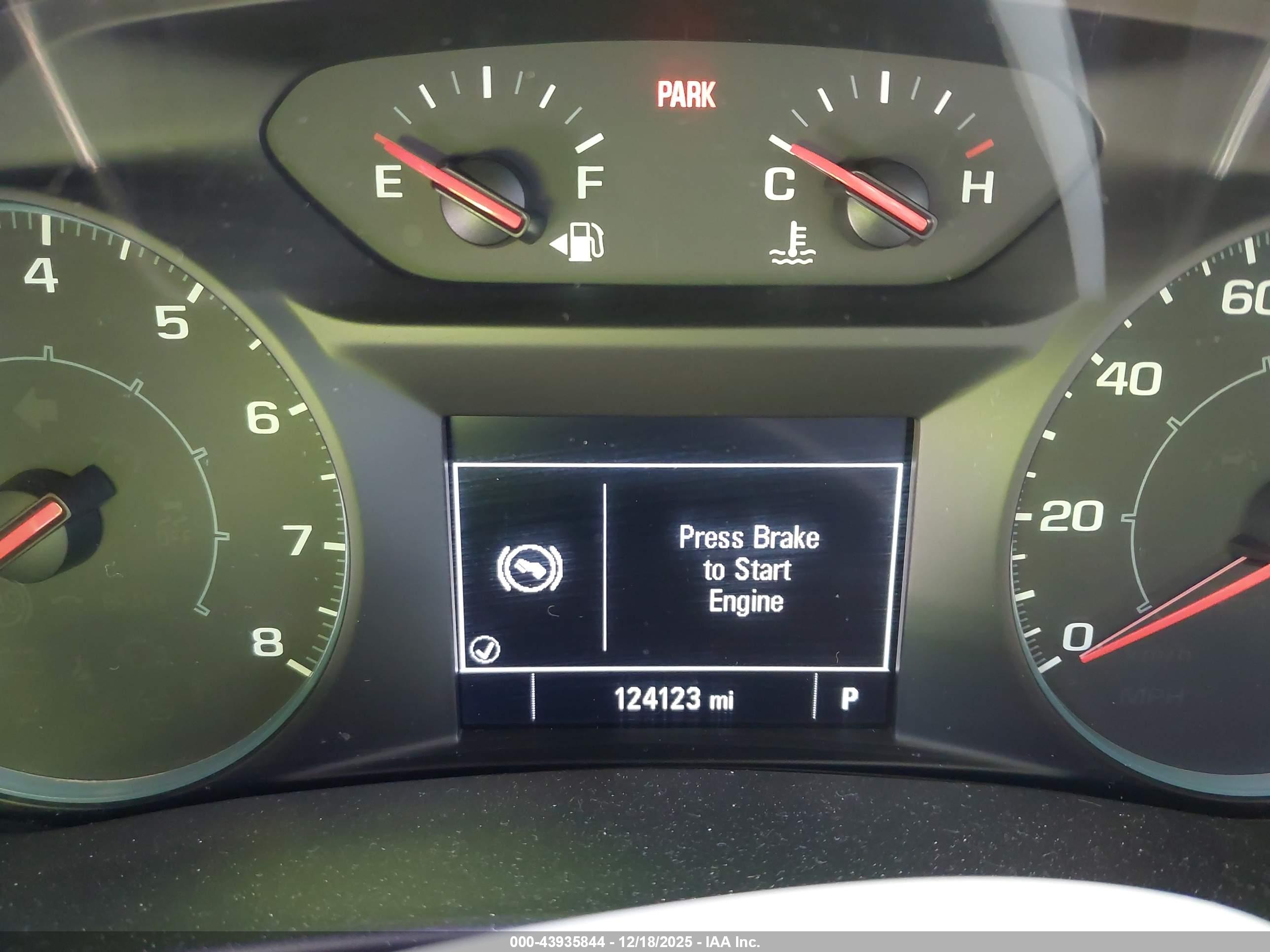 CHEVROLET EQUINOX image 7