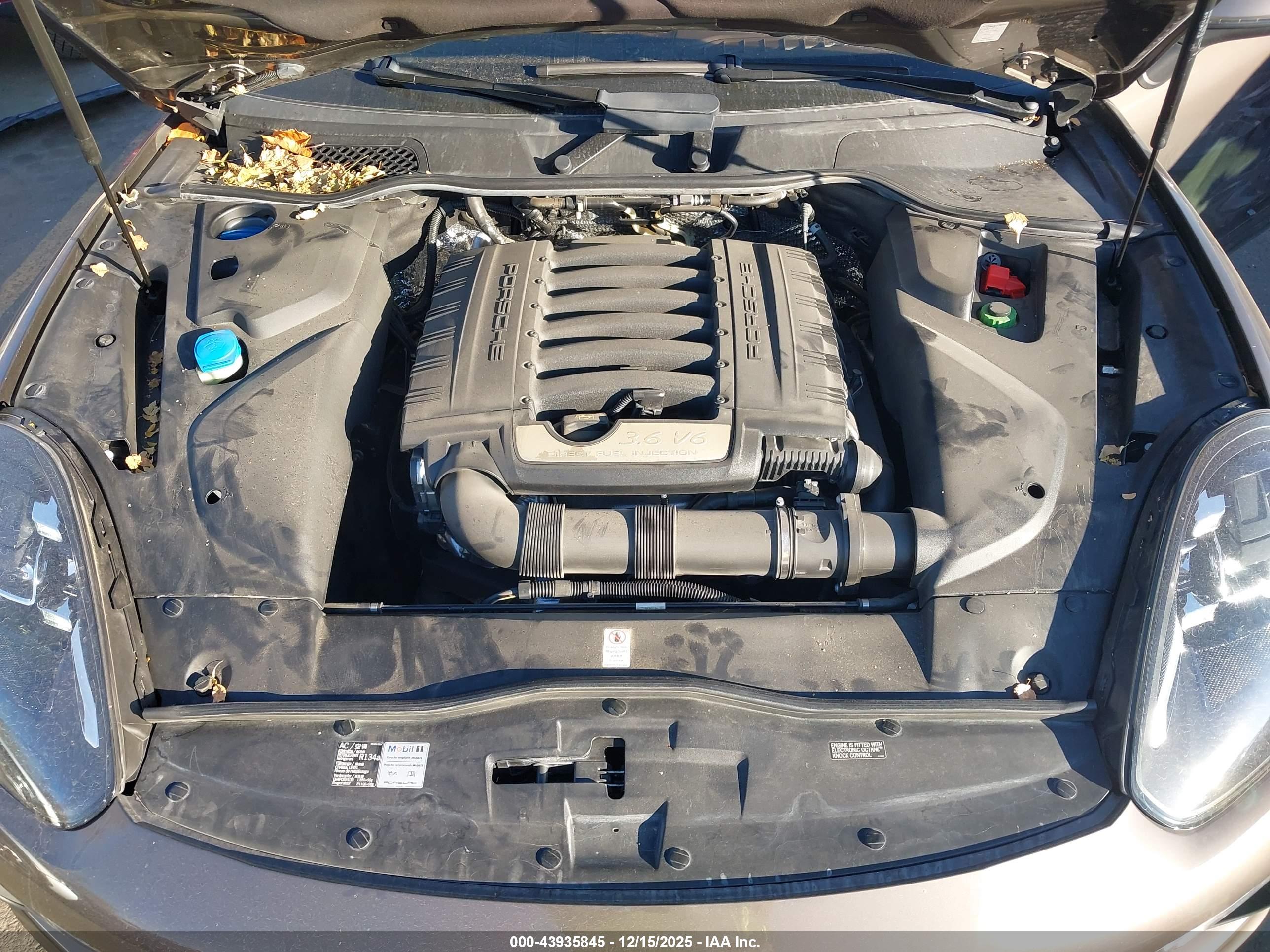 PORSCHE CAYENNE image 10