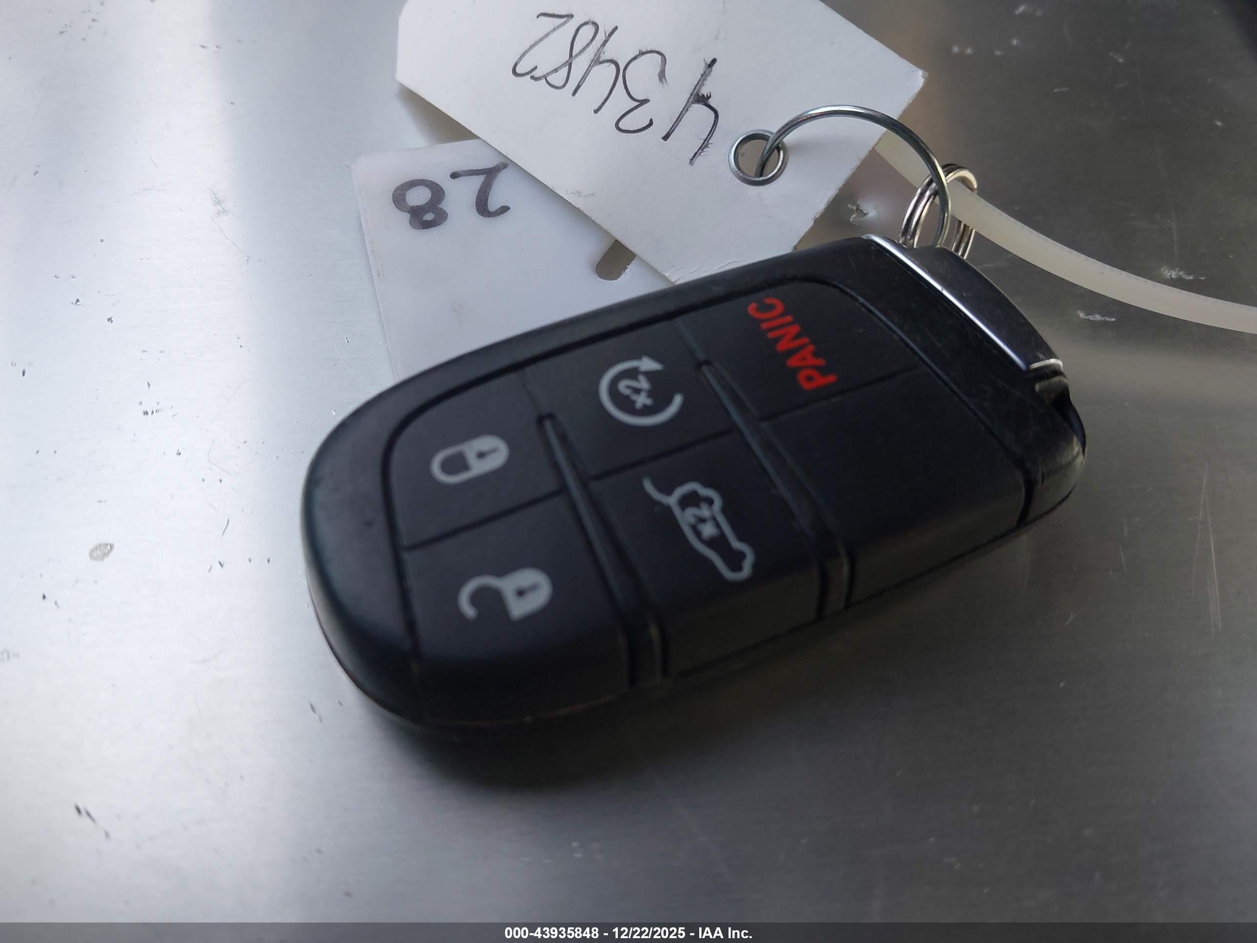 JEEP GRAND image 11