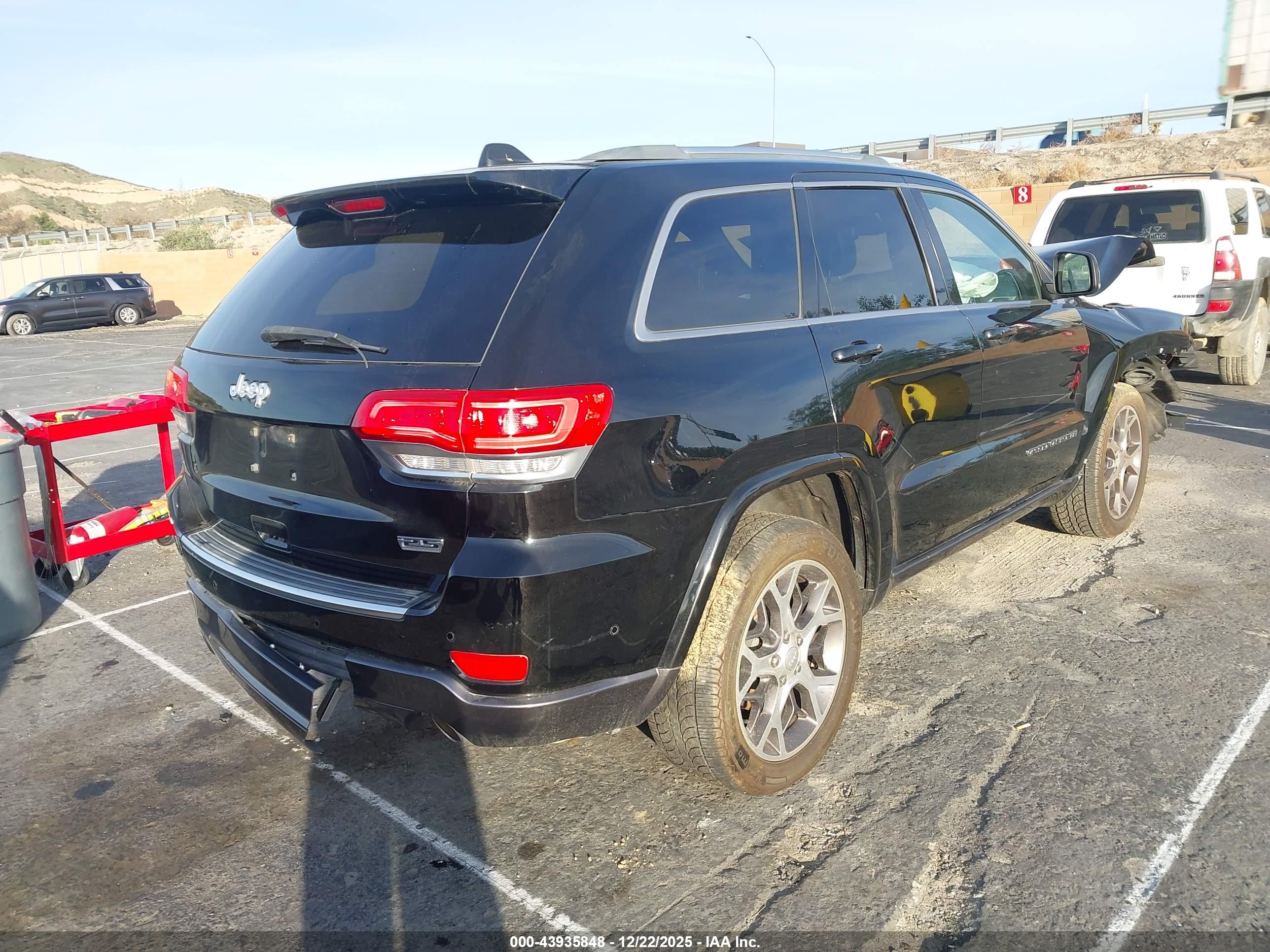 JEEP GRAND image 4