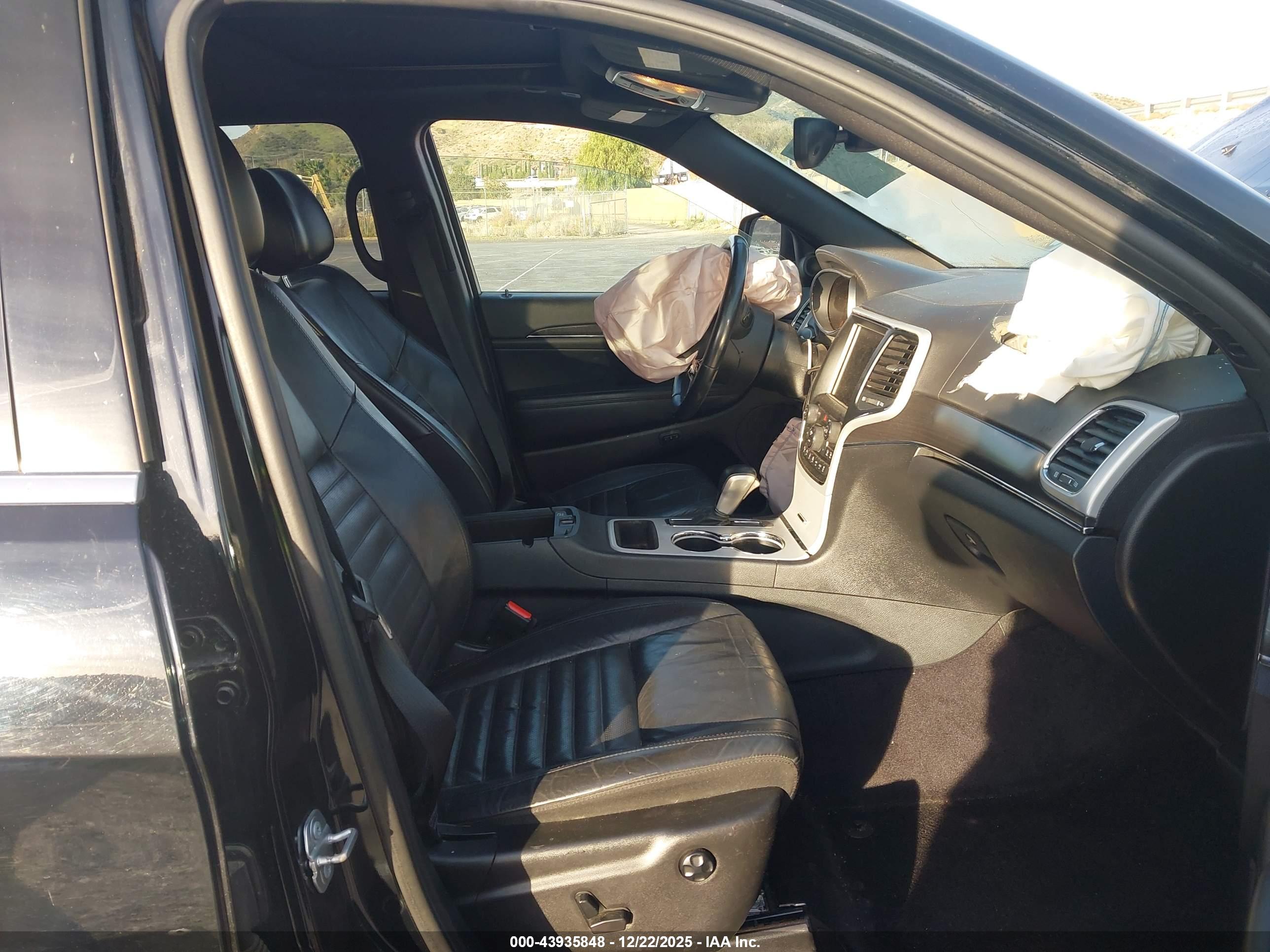 JEEP GRAND image 5