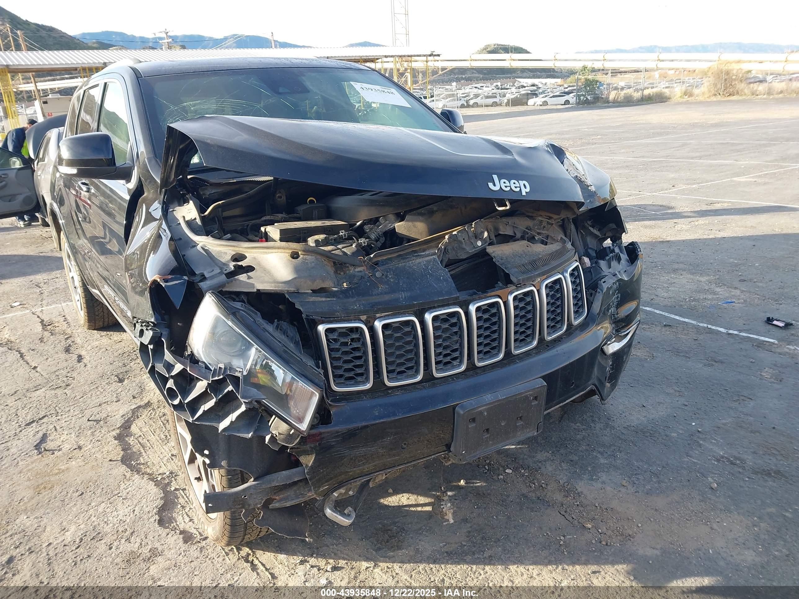JEEP GRAND image 6
