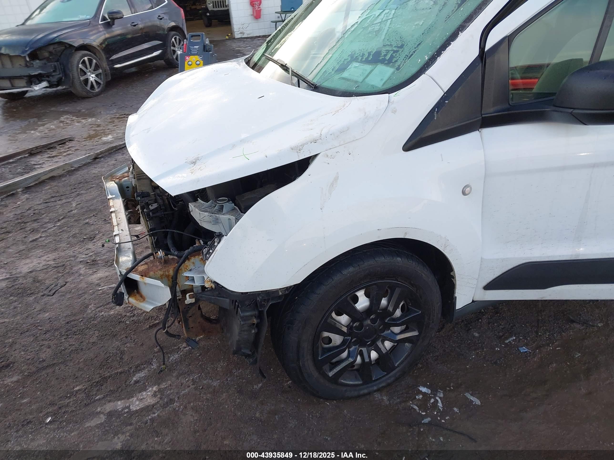 FORD TRANSIT image 6
