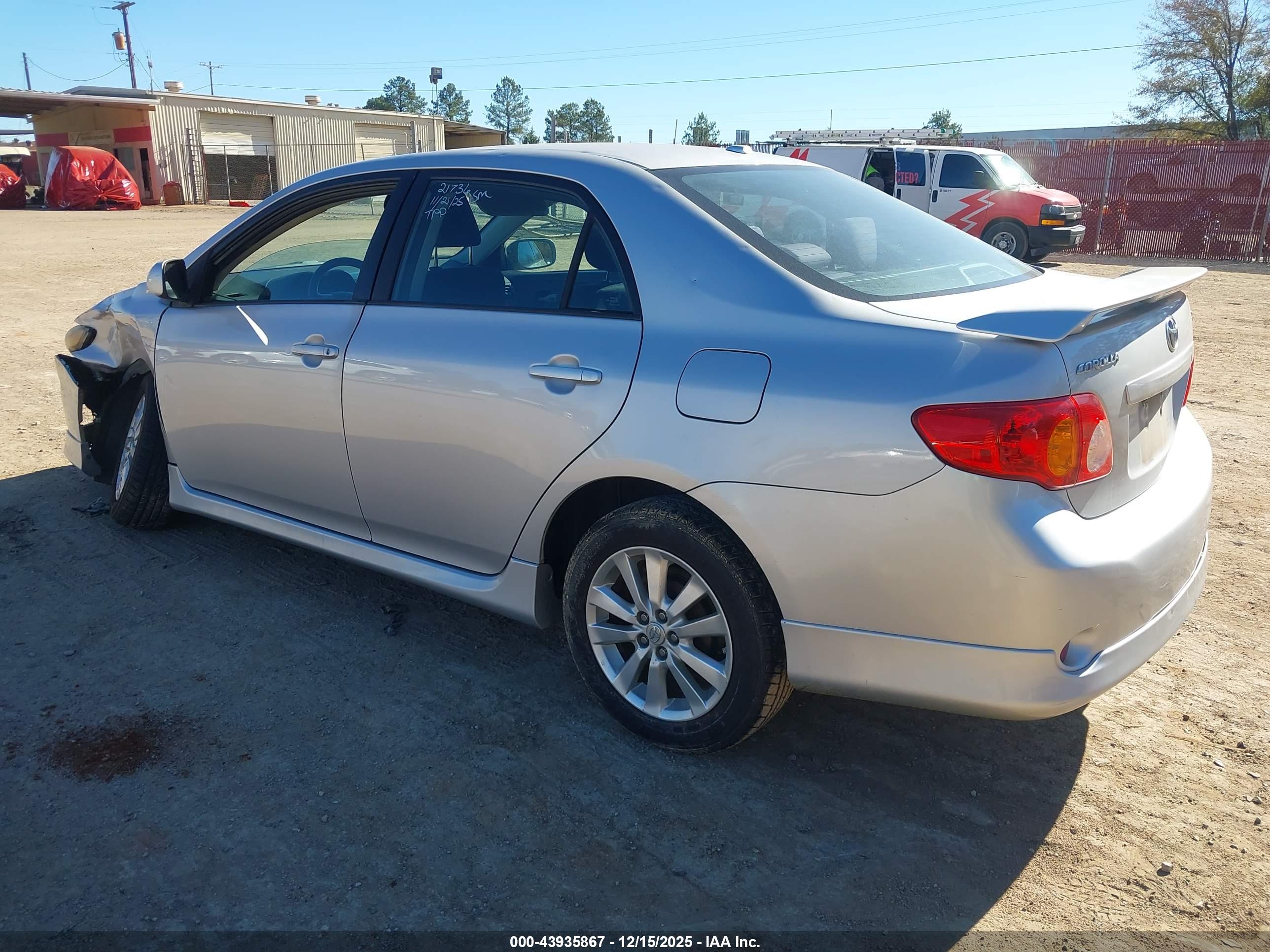 TOYOTA COROLLA image 3