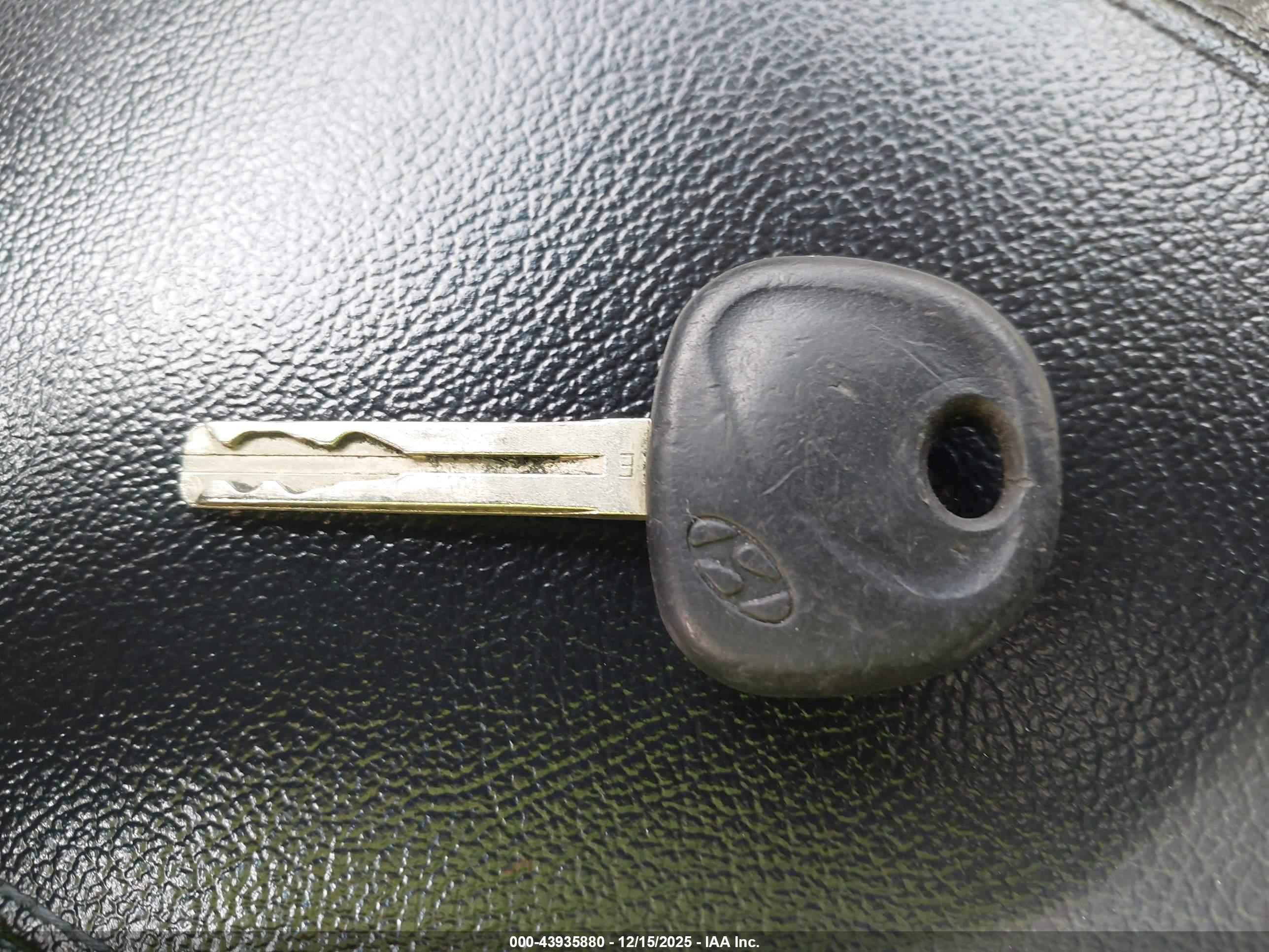 HYUNDAI SONATA image 11