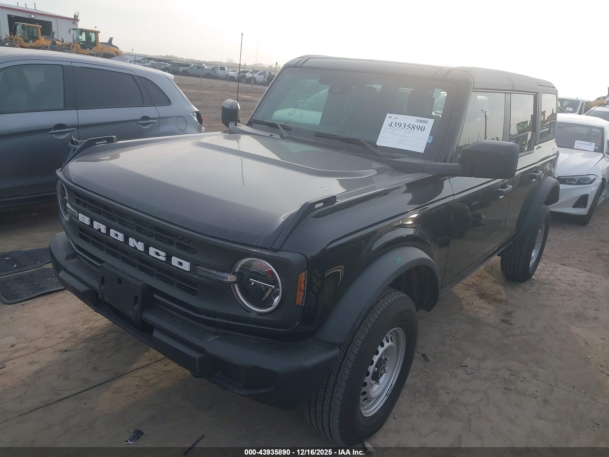 FORD BRONCO image 2