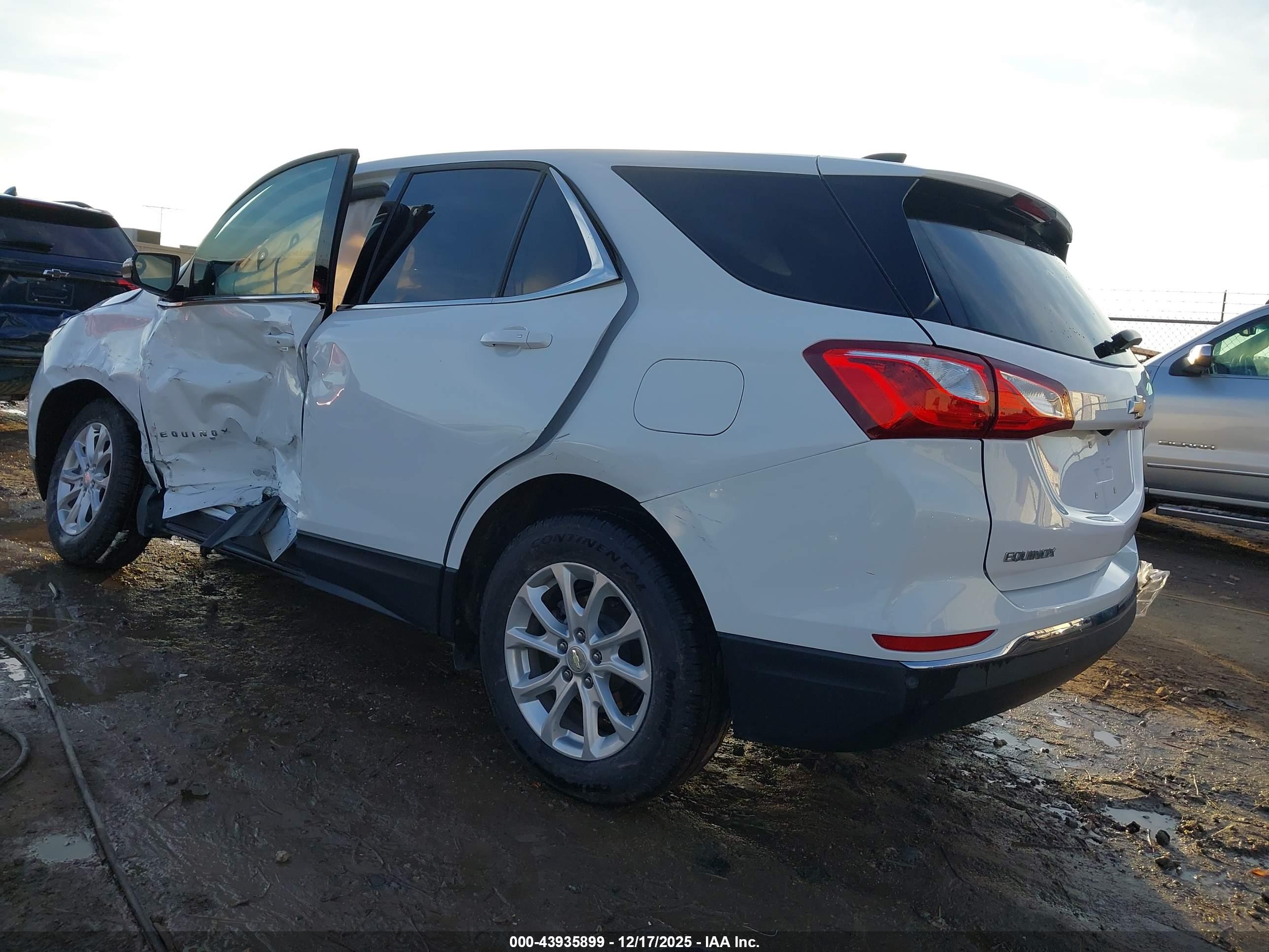 CHEVROLET EQUINOX image 3