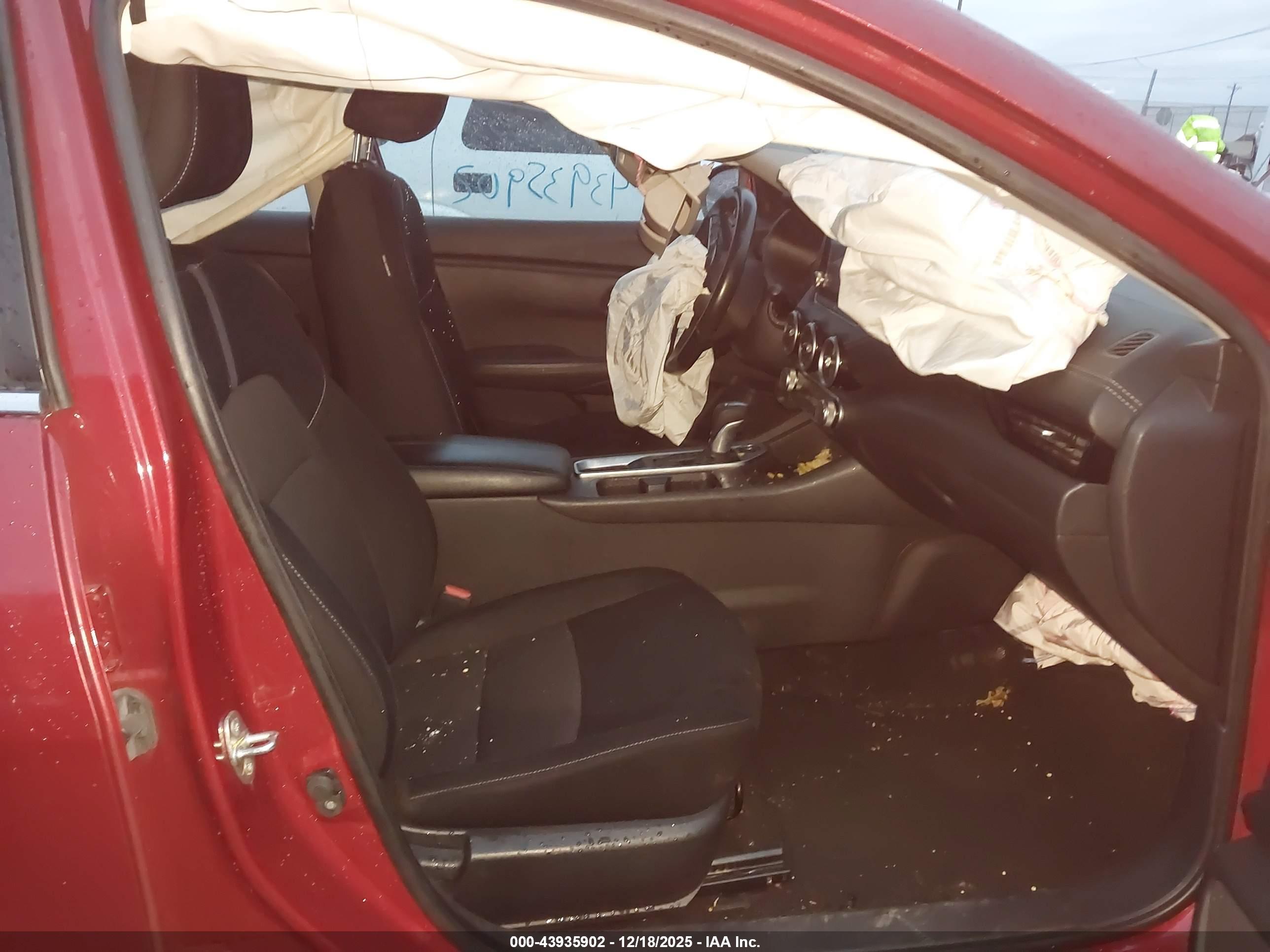 NISSAN SENTRA image 5
