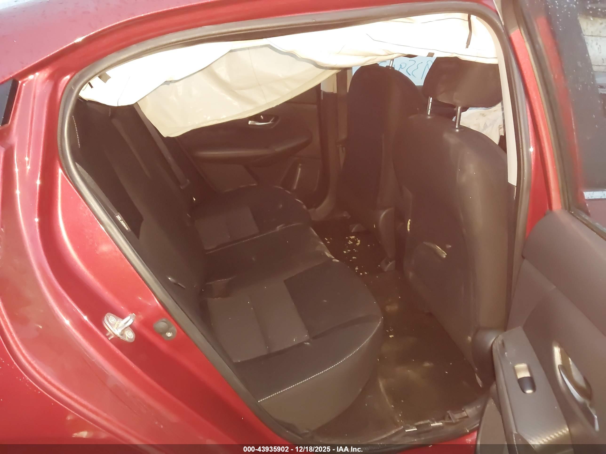 NISSAN SENTRA image 8