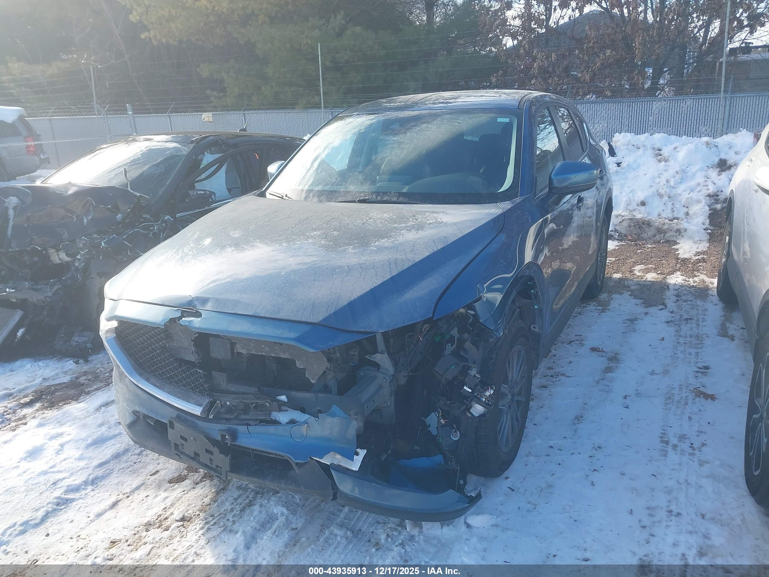 MAZDA CX-5 image 2