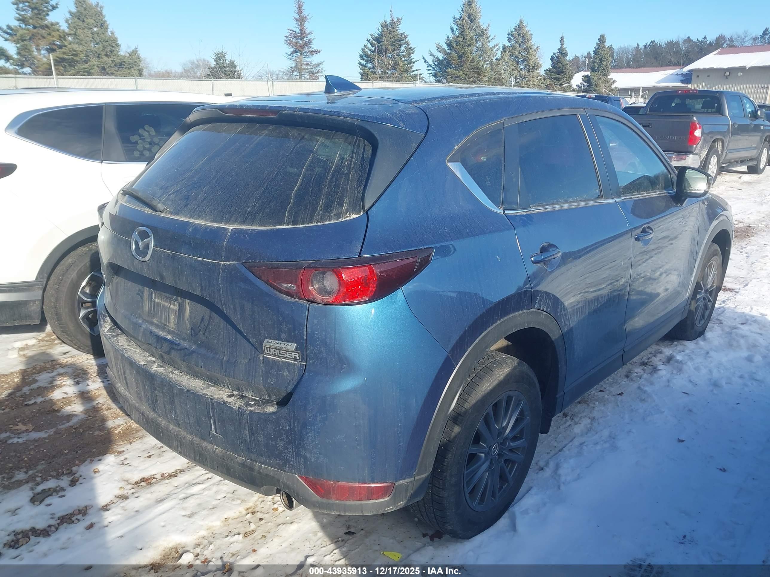 MAZDA CX-5 image 4