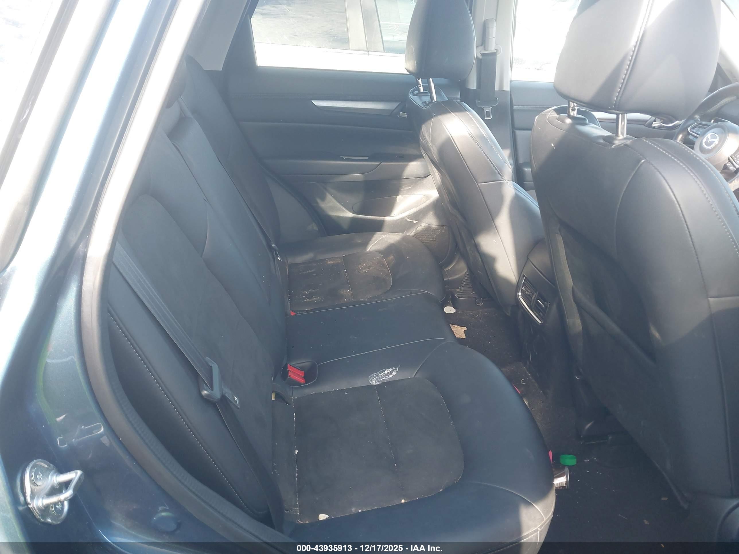 MAZDA CX-5 image 8