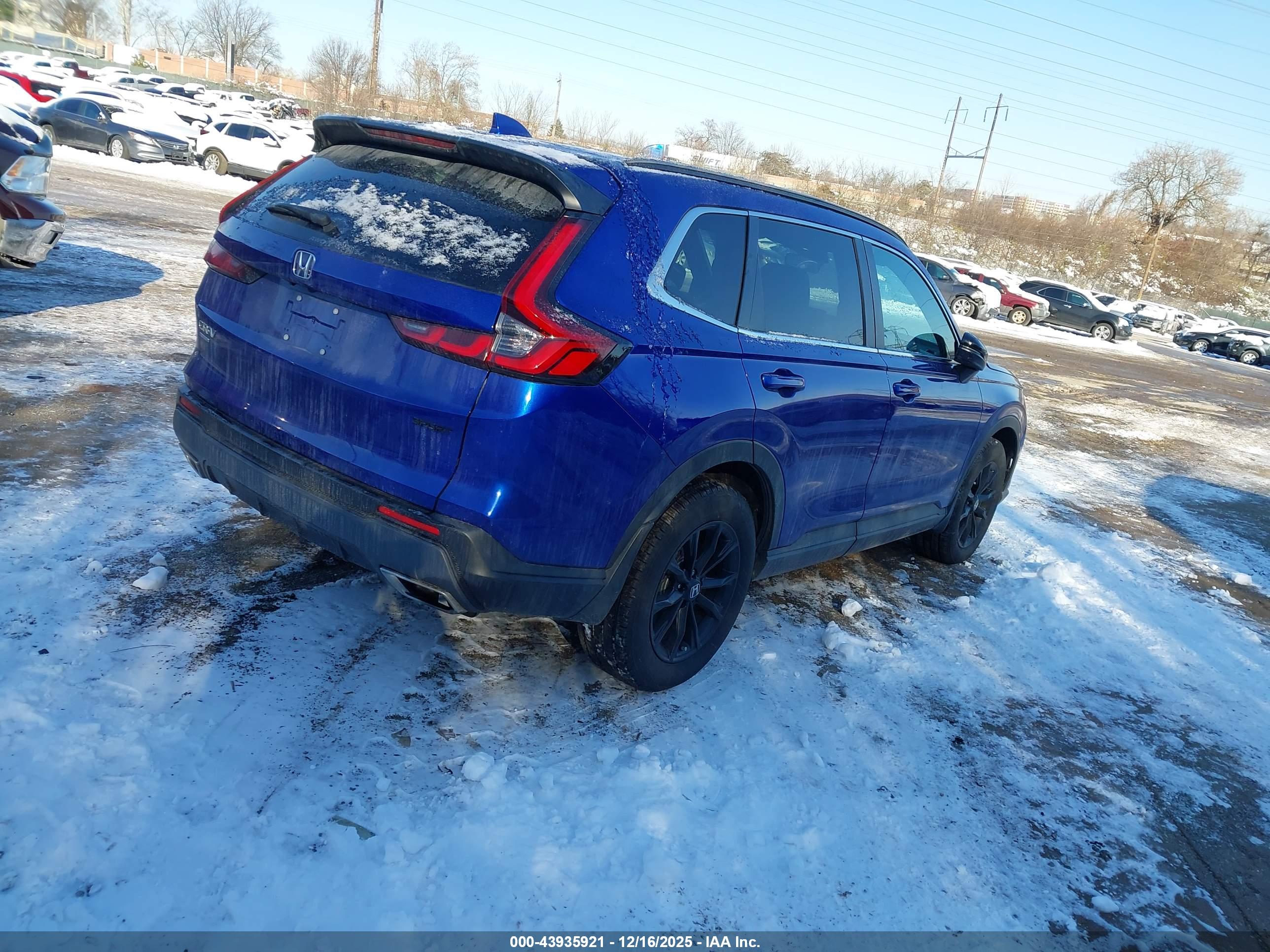 HONDA CR-V image 4