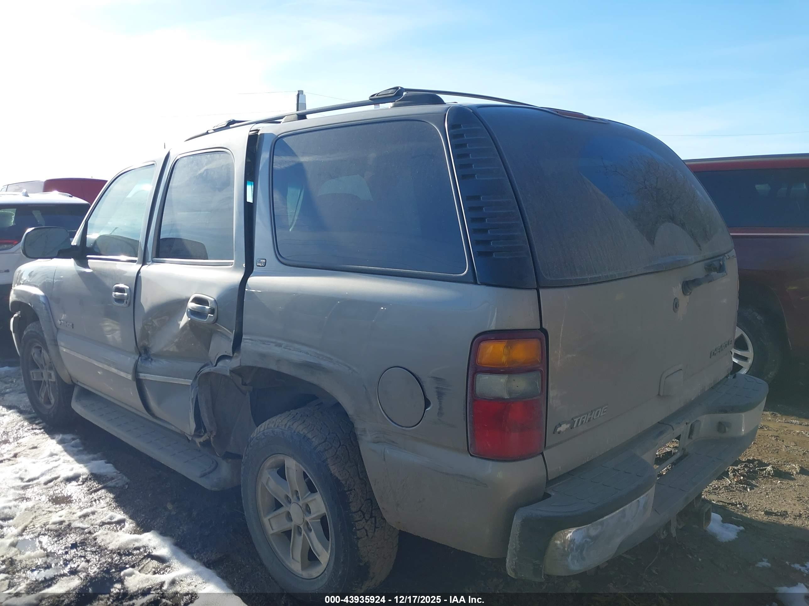 CHEVROLET TAHOE image 3