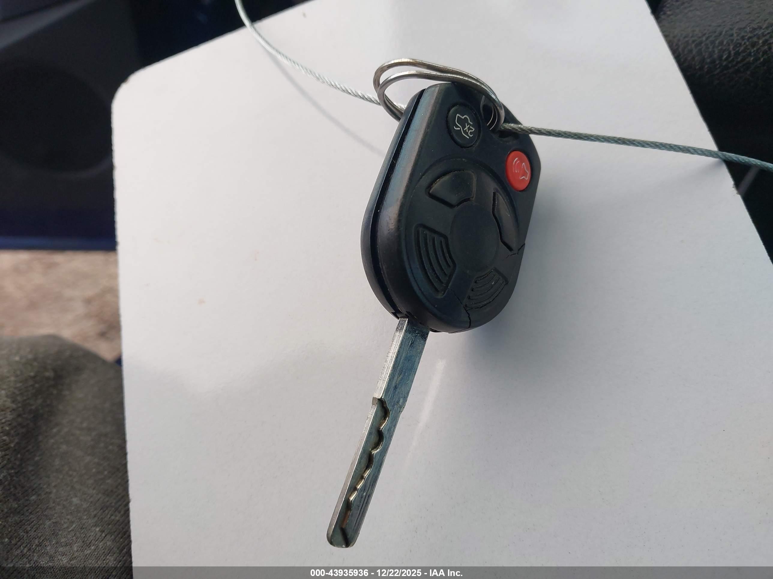 FORD ESCAPE image 11