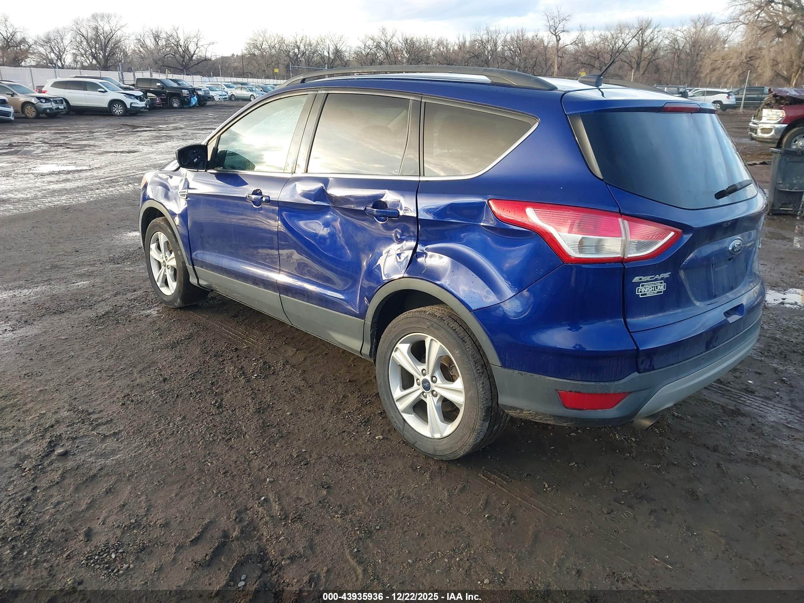 FORD ESCAPE image 3