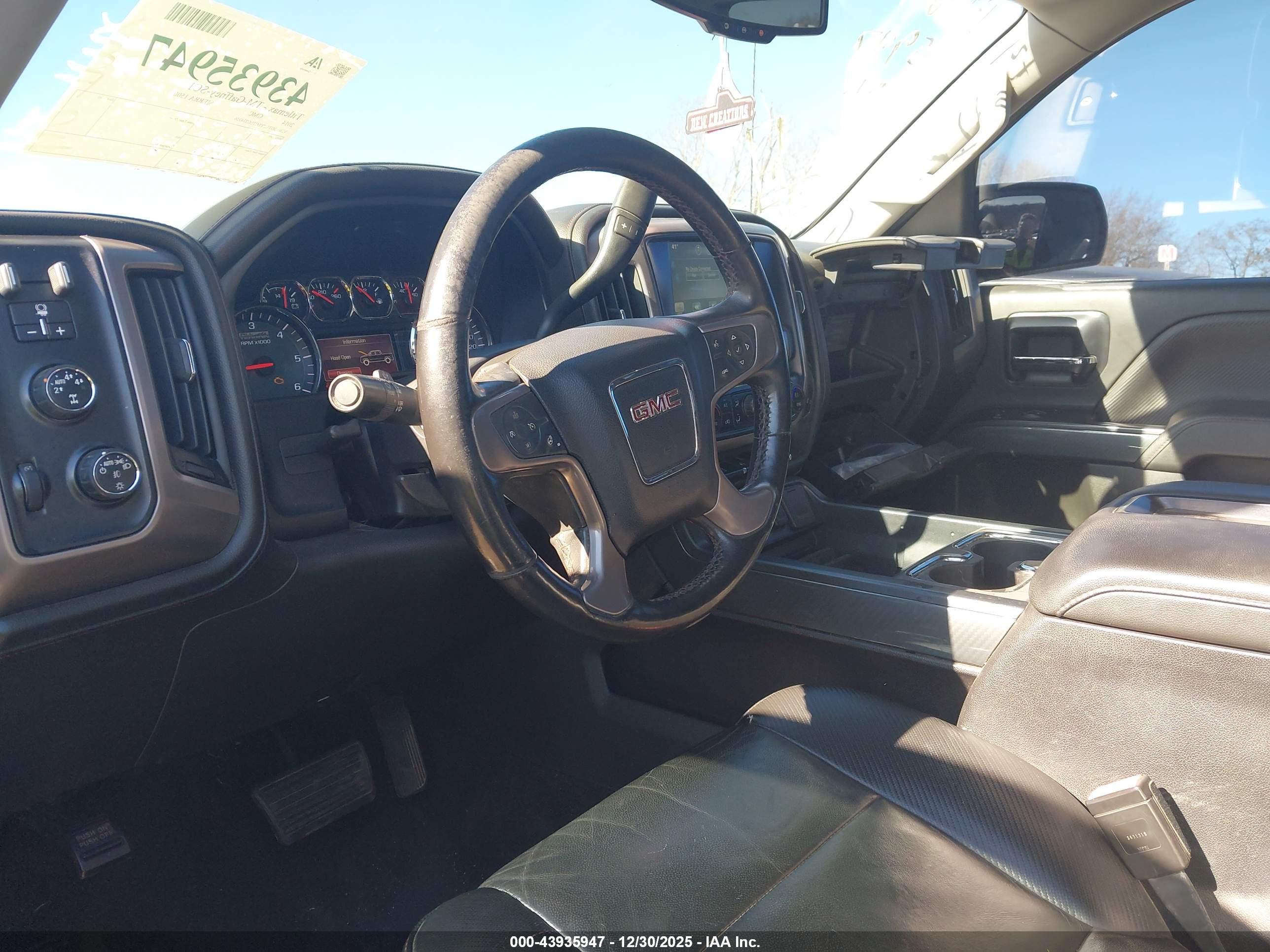 GMC SIERRA image 5