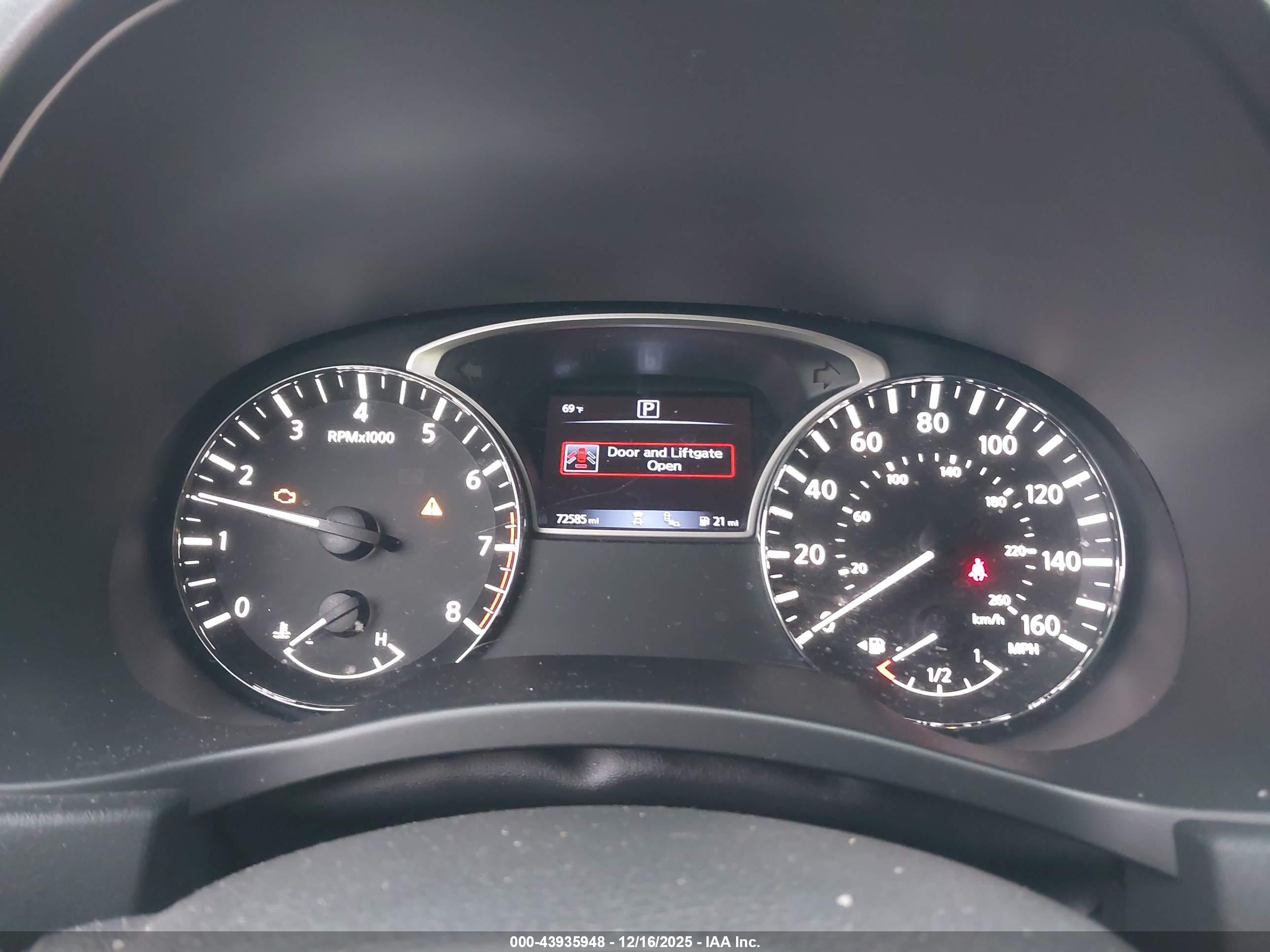 NISSAN PATHFINDER image 7