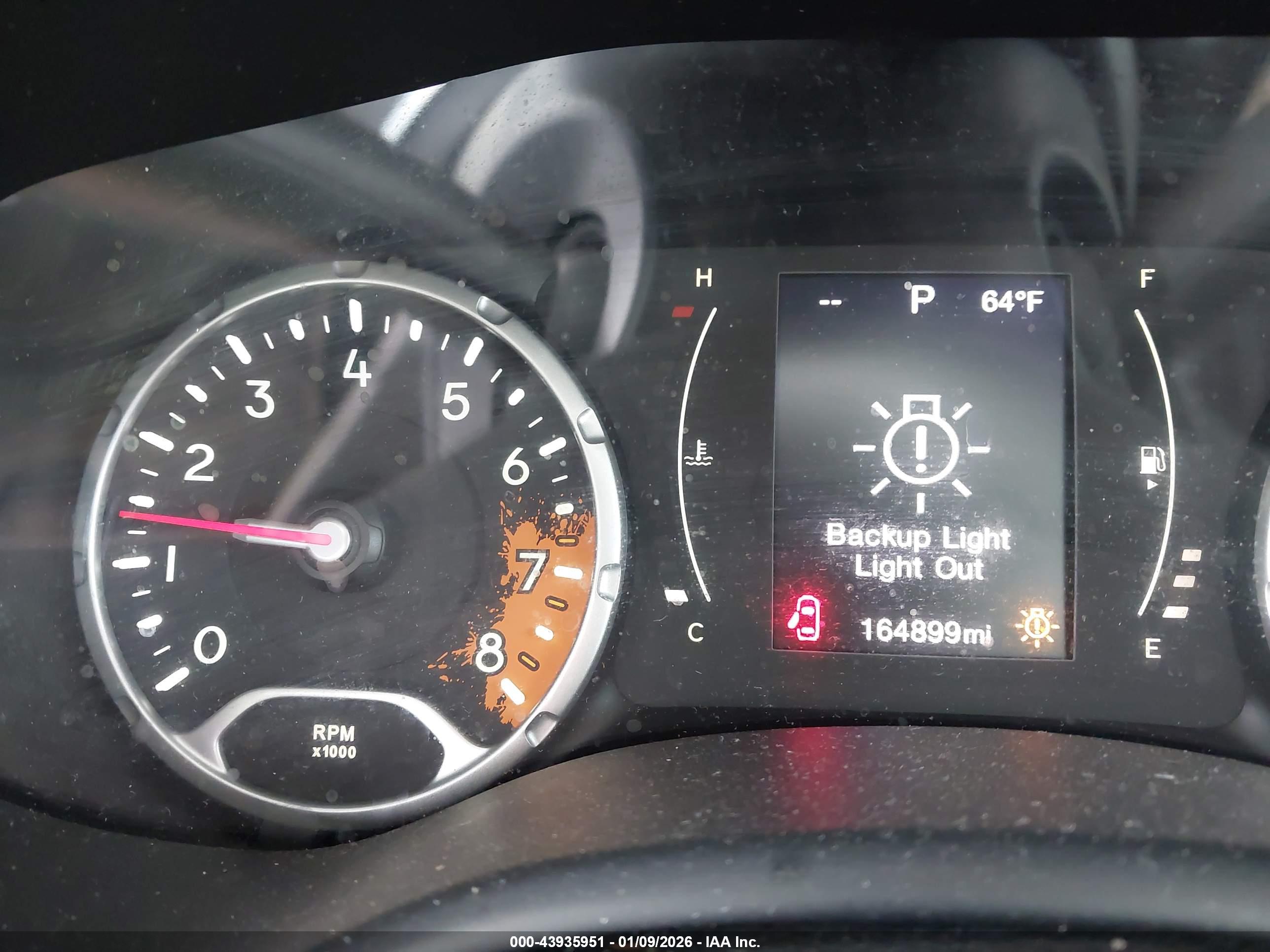 JEEP RENEGADE image 7