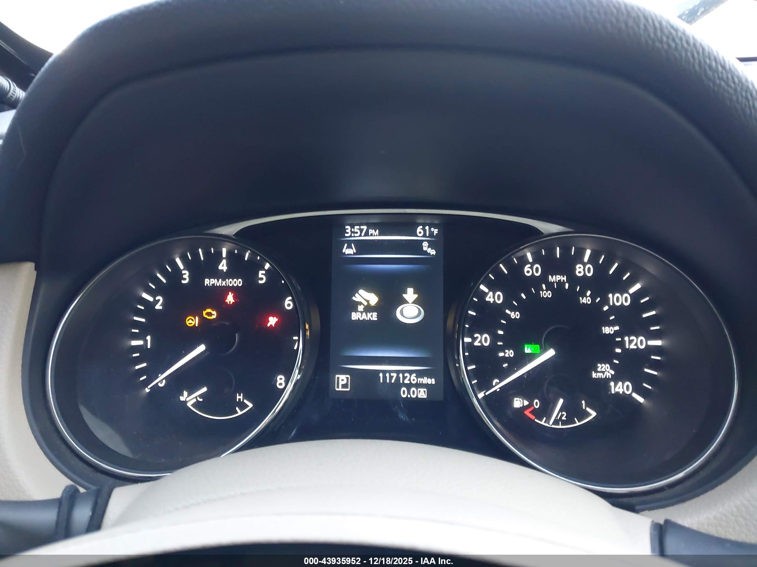 NISSAN ROGUE image 7