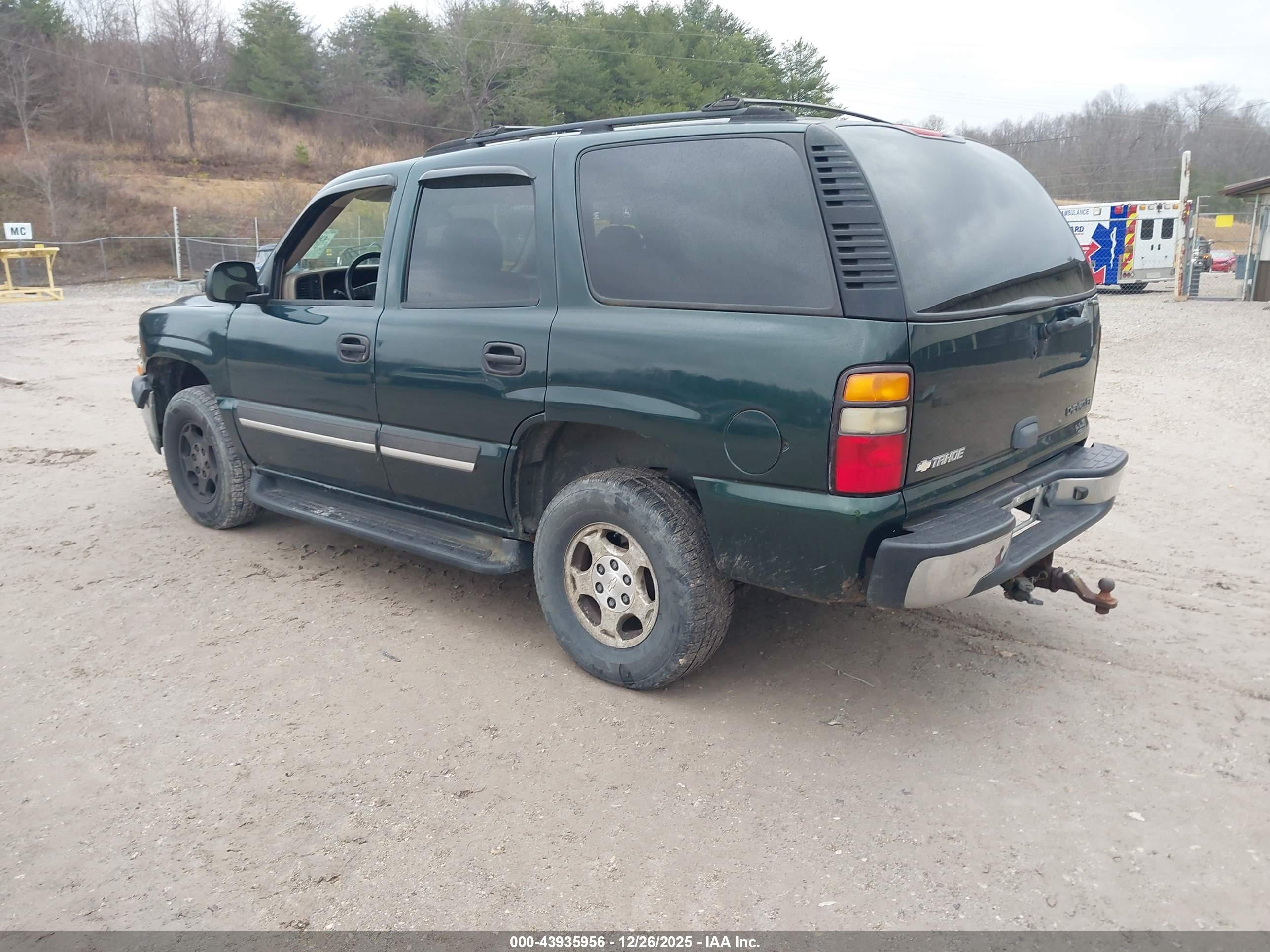 CHEVROLET TAHOE image 3