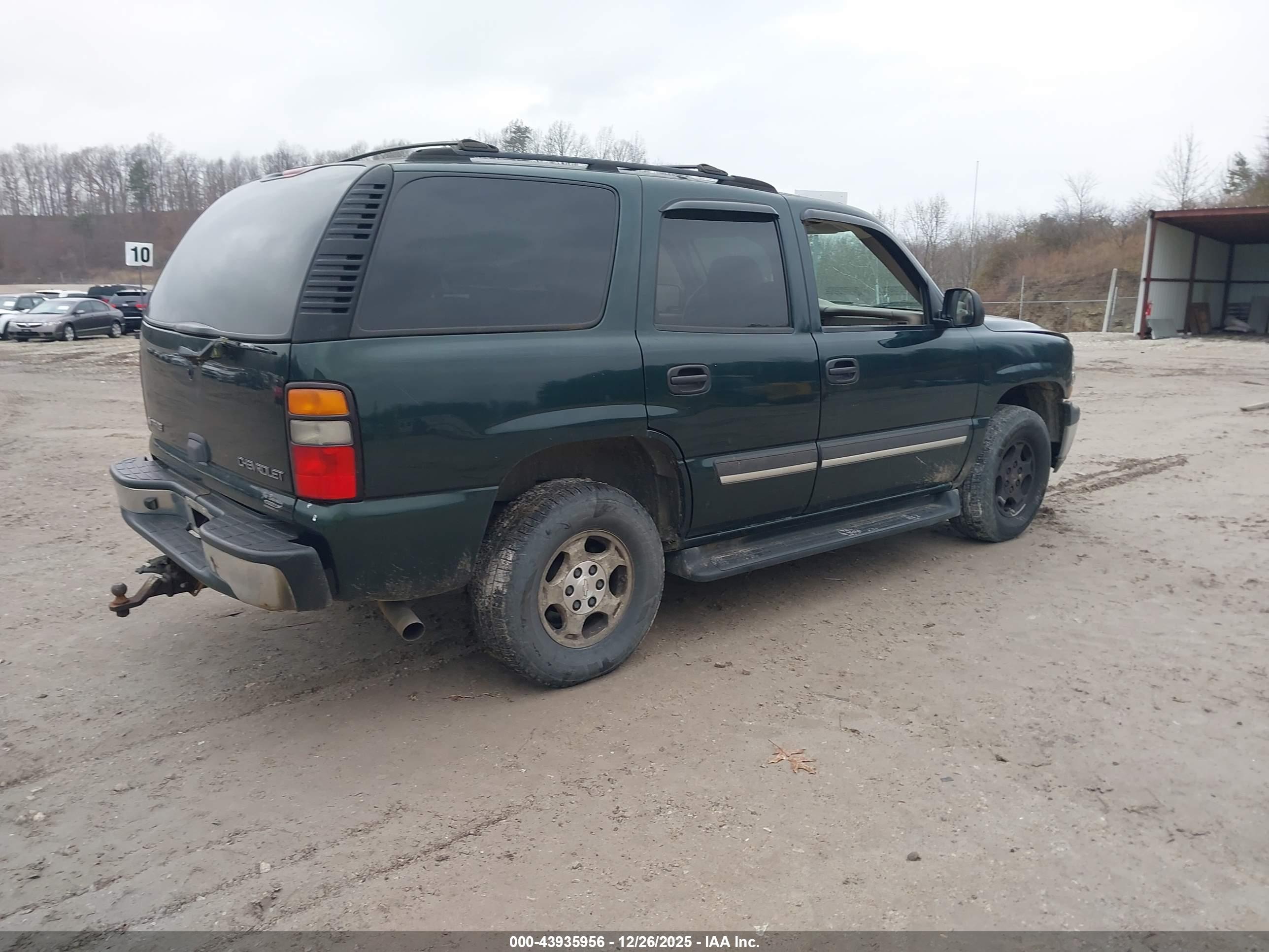 CHEVROLET TAHOE image 4
