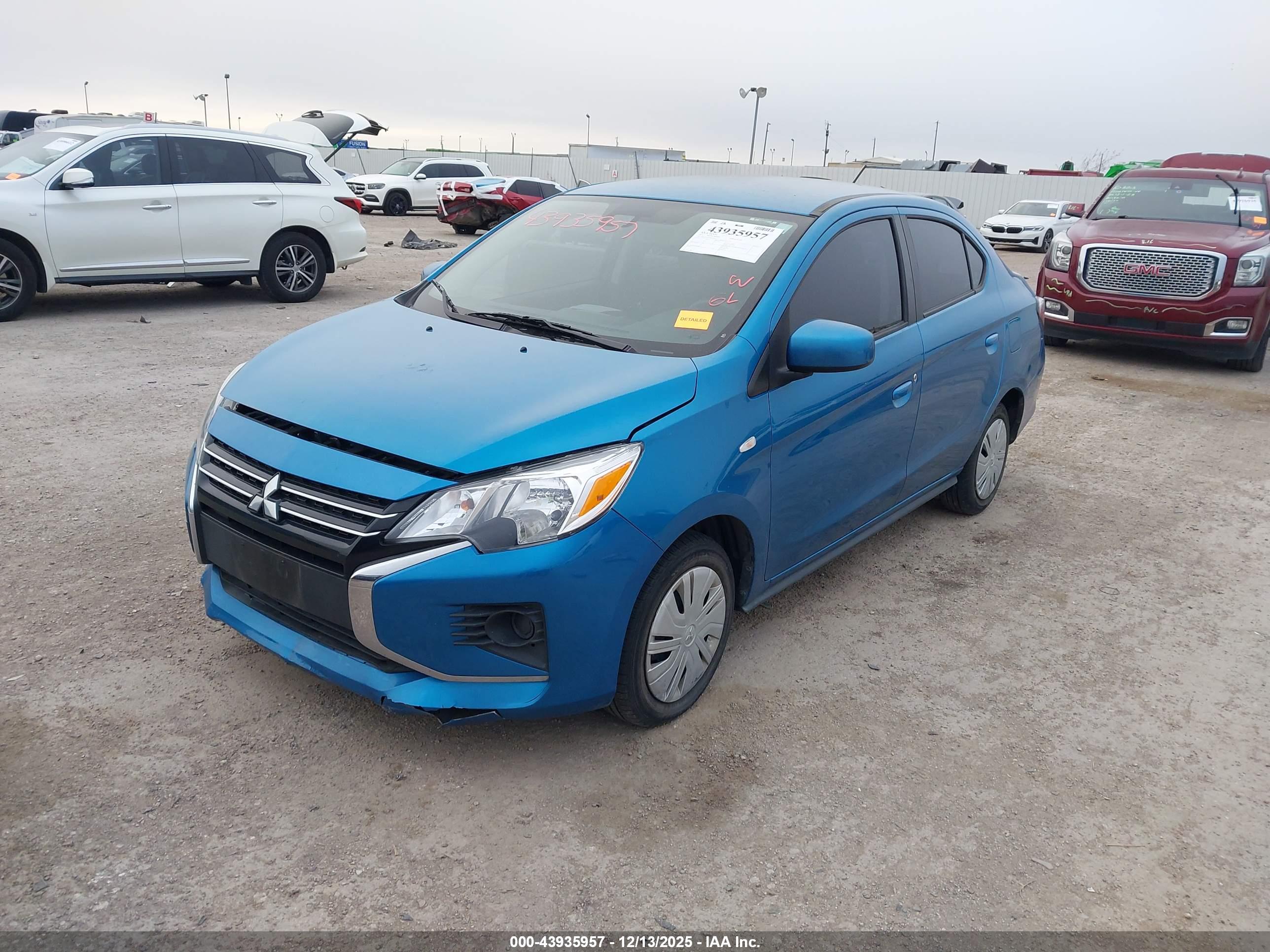 MITSUBISHI MIRAGE image 2
