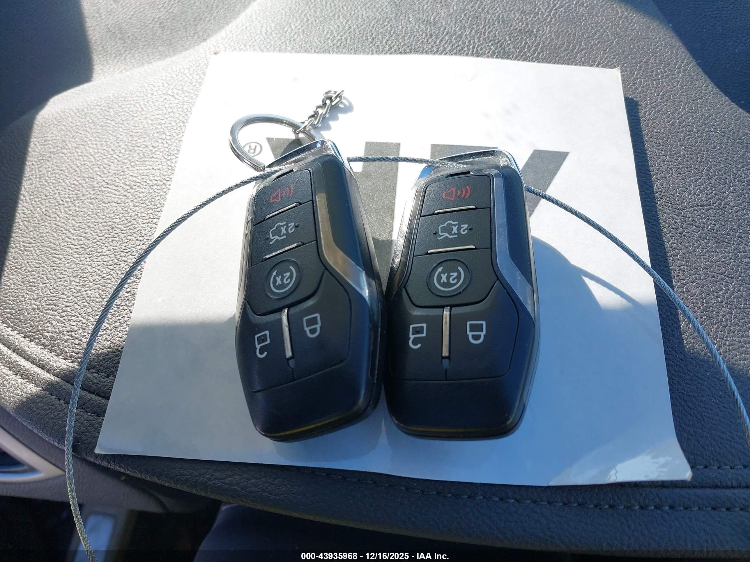 LINCOLN MKZ image 11