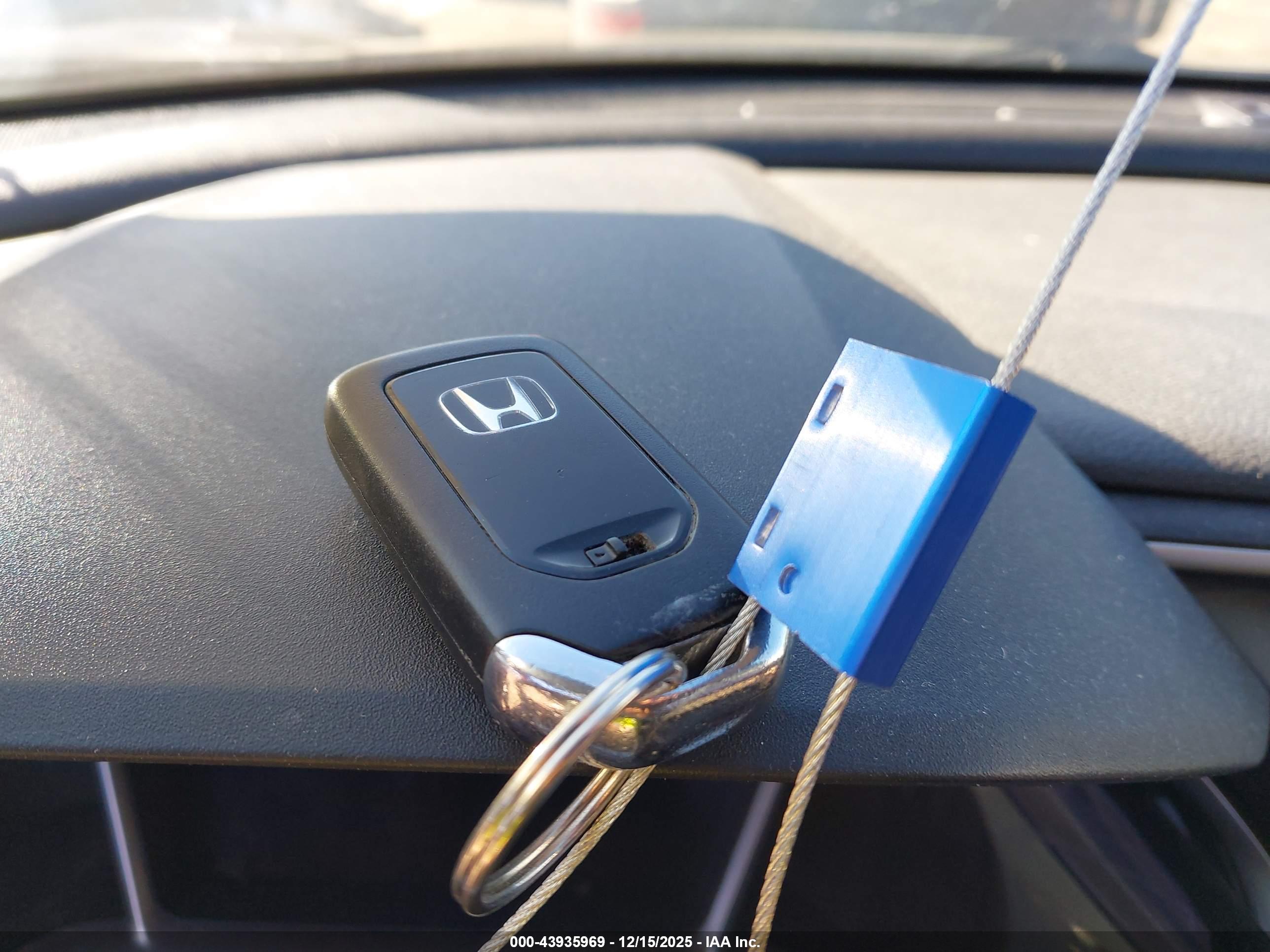 HONDA CIVIC image 11