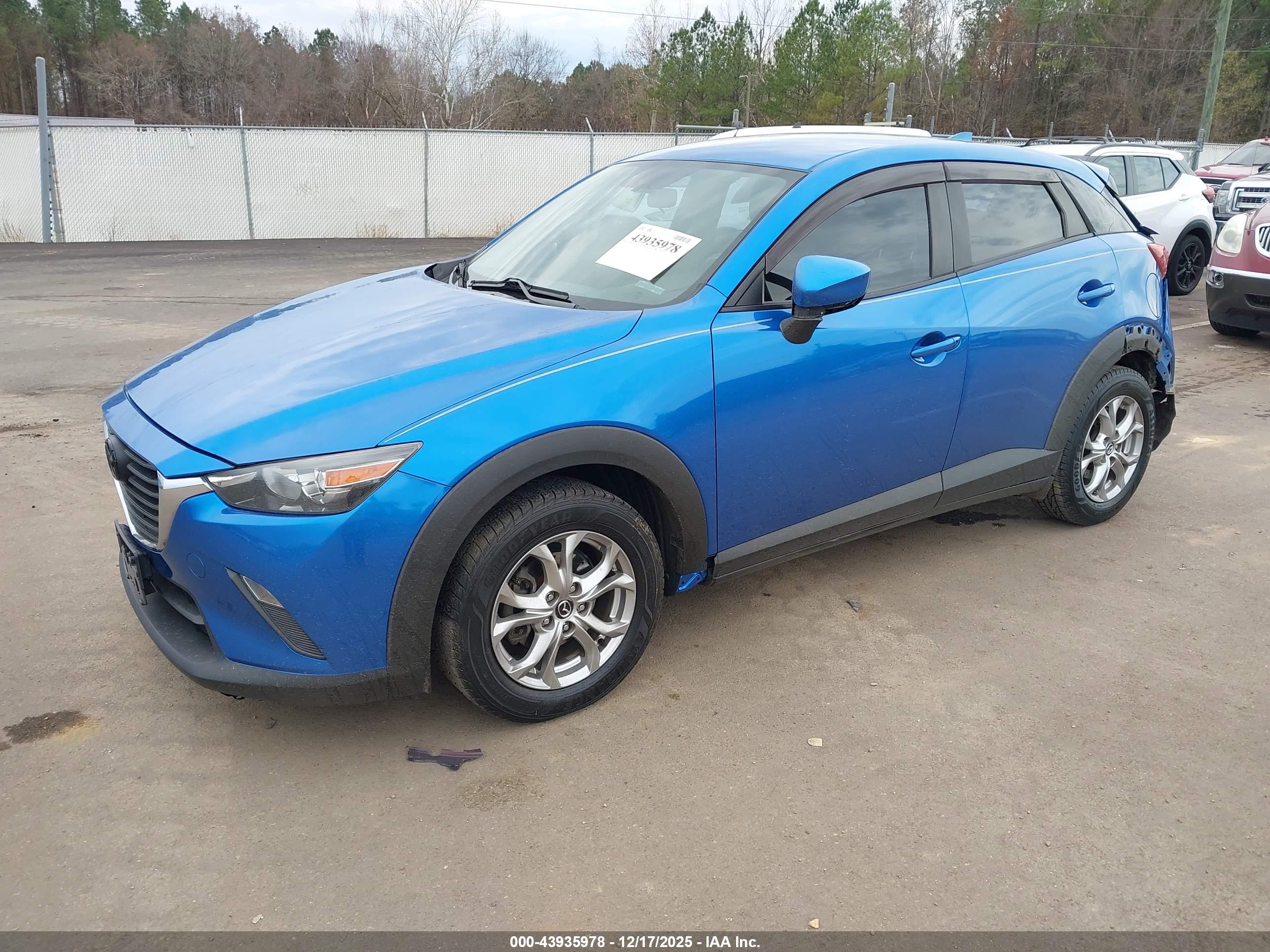 MAZDA CX-3 image 2