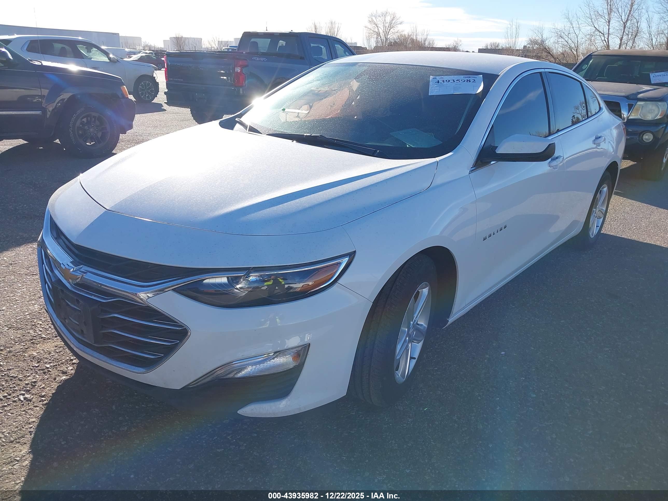 CHEVROLET MALIBU image 2