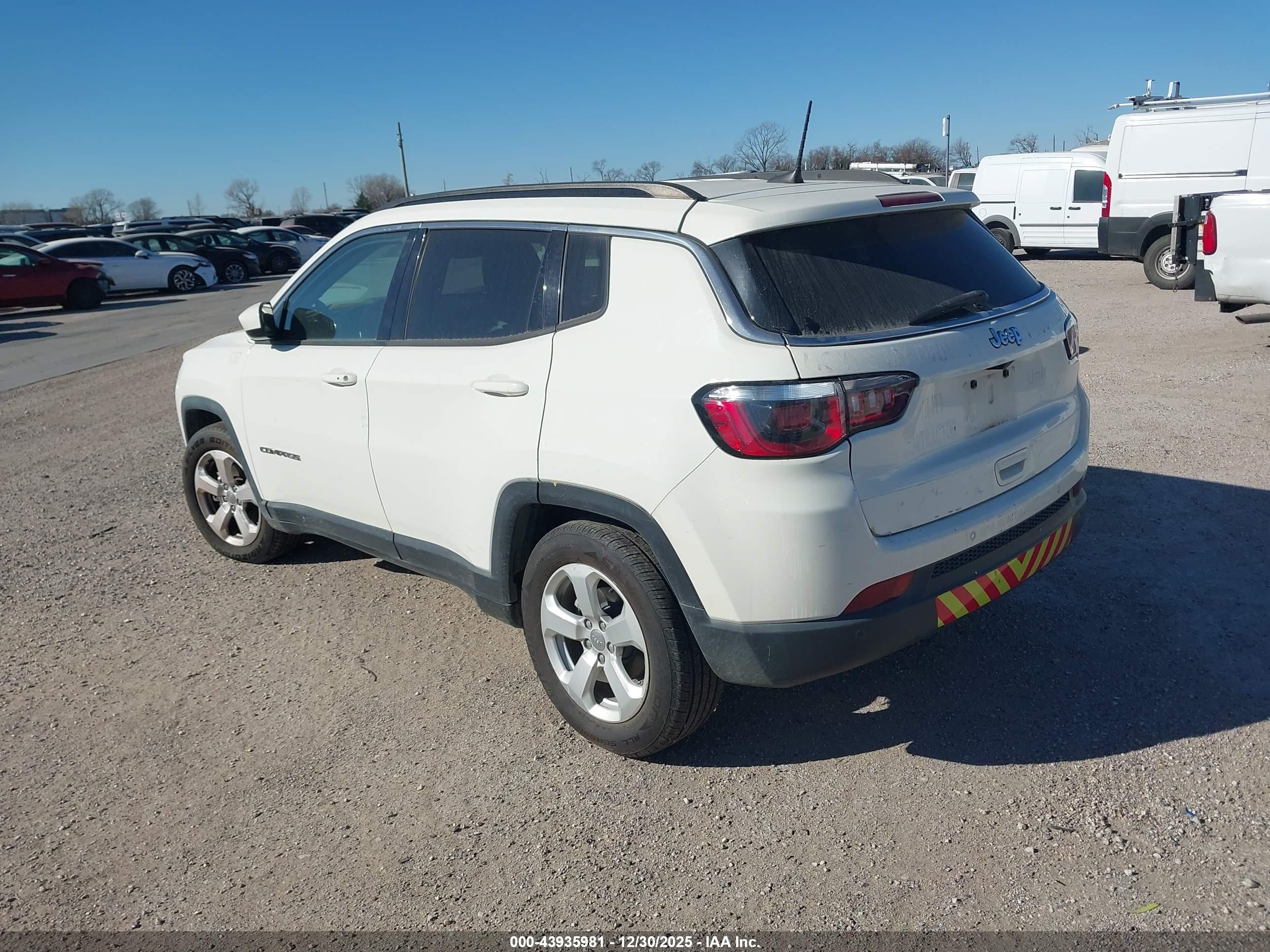JEEP COMPASS image 3