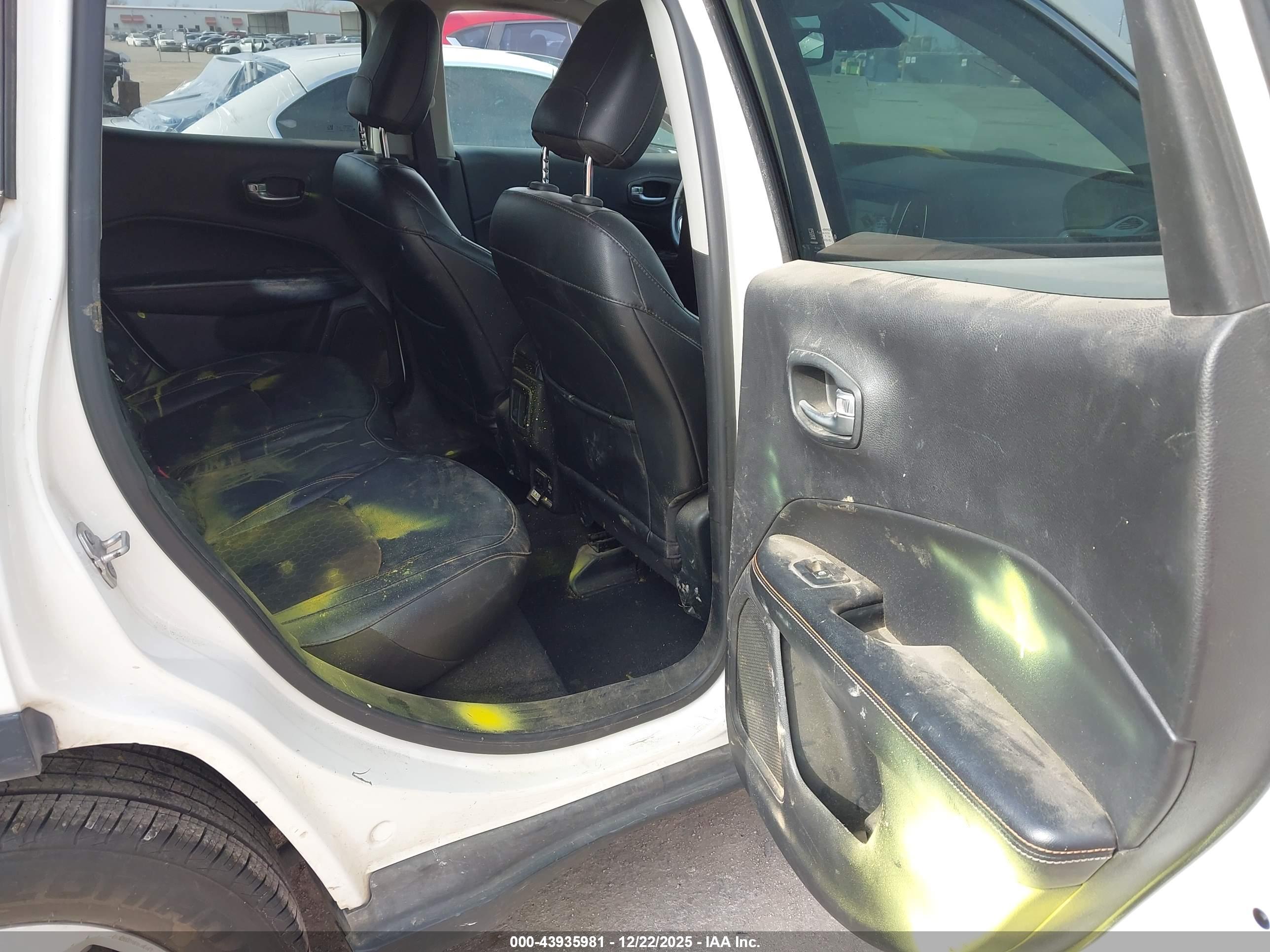JEEP COMPASS image 8