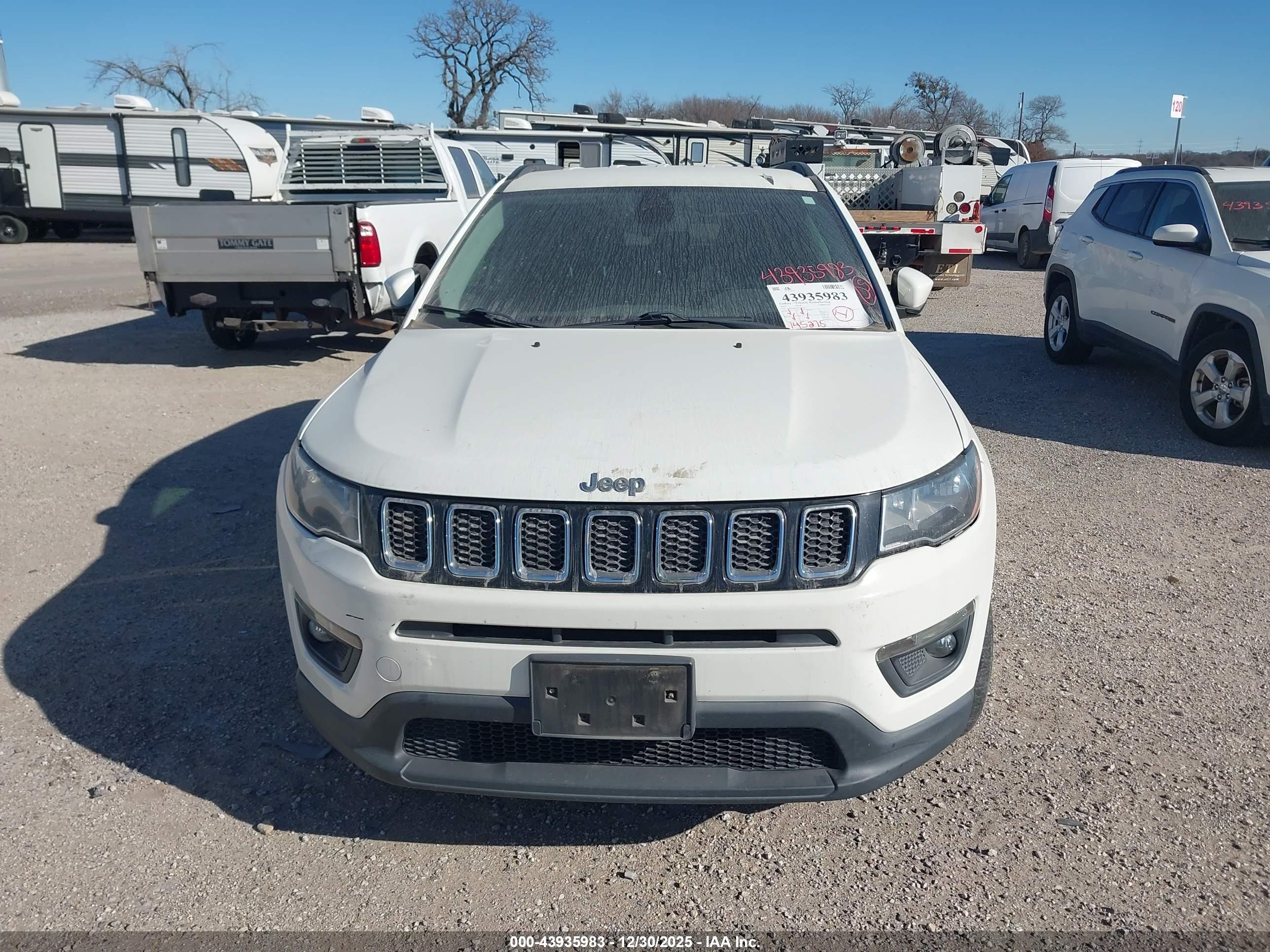 JEEP COMPASS image 6