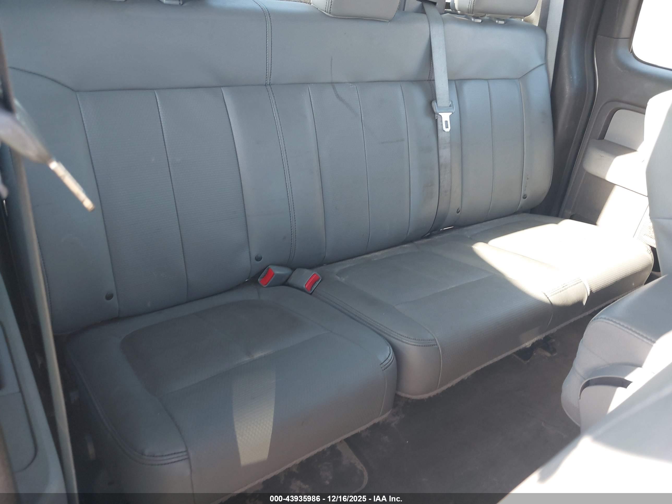 FORD F-150 image 8