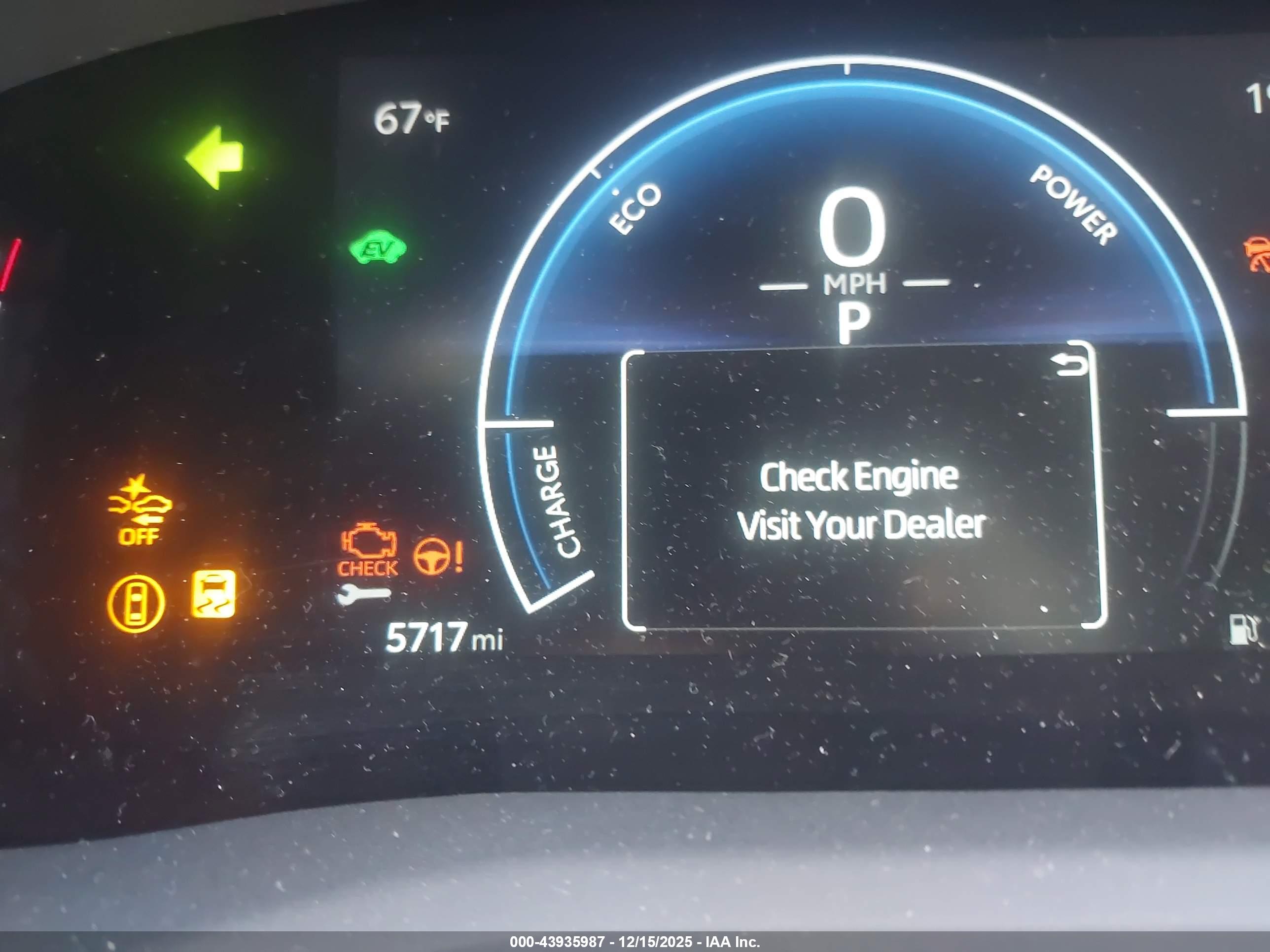 TOYOTA CAMRY image 7