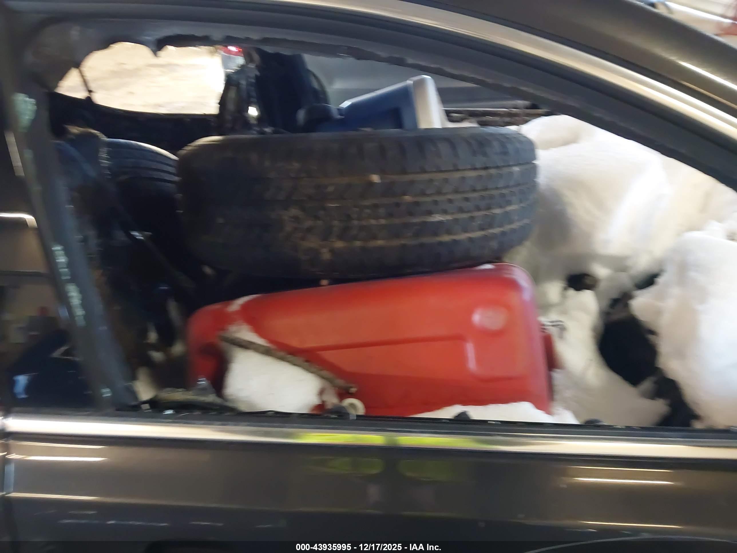 GMC ACADIA image 5
