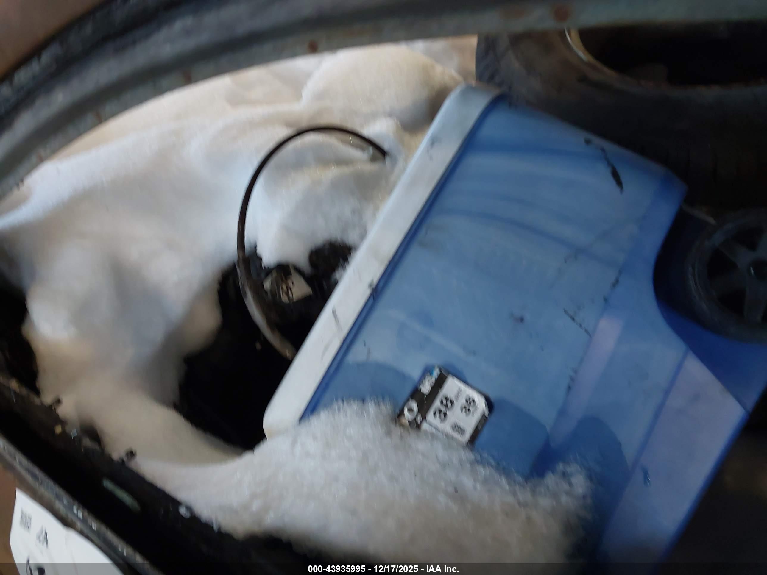 GMC ACADIA image 7