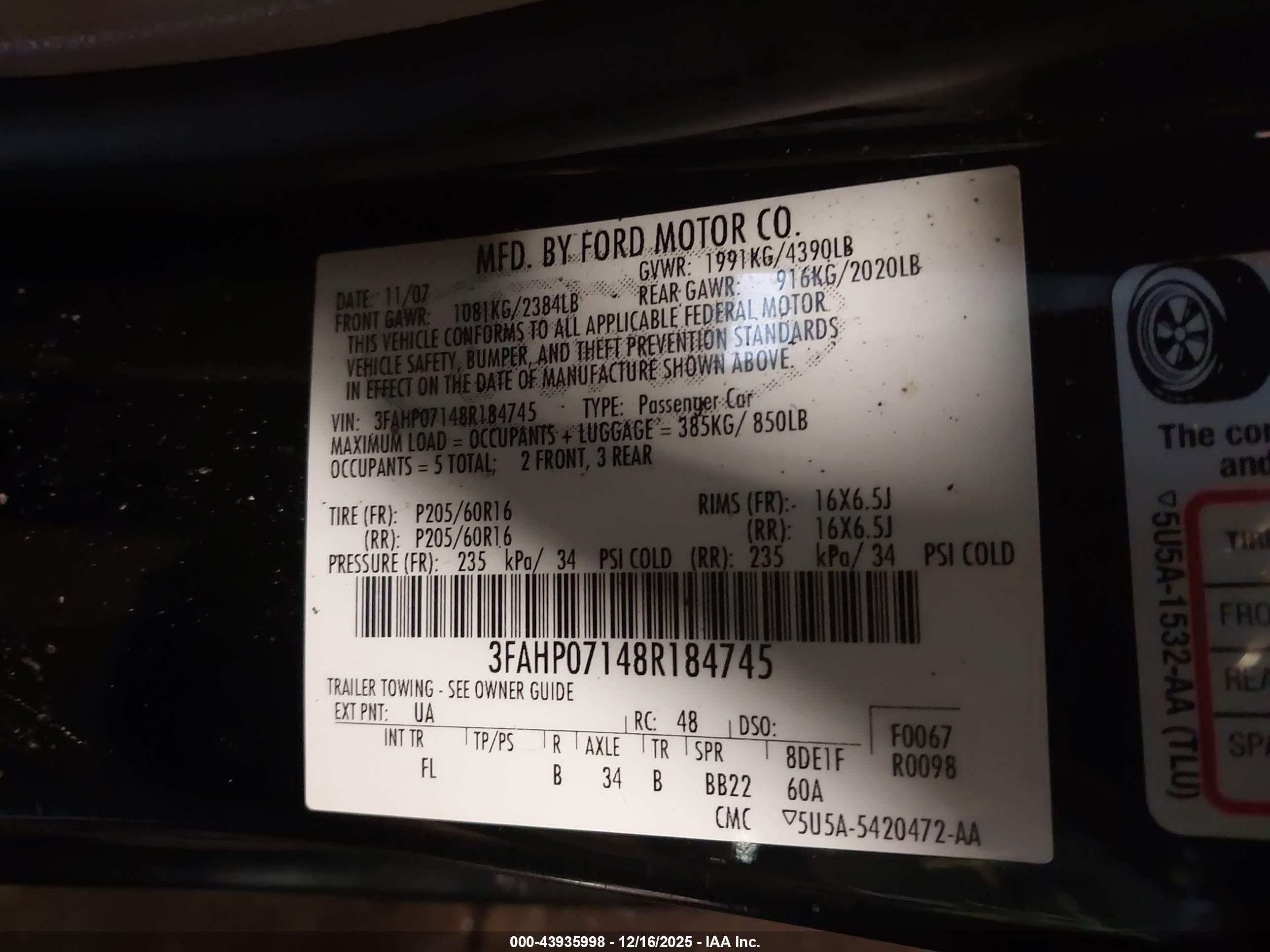 FORD FUSION image 9