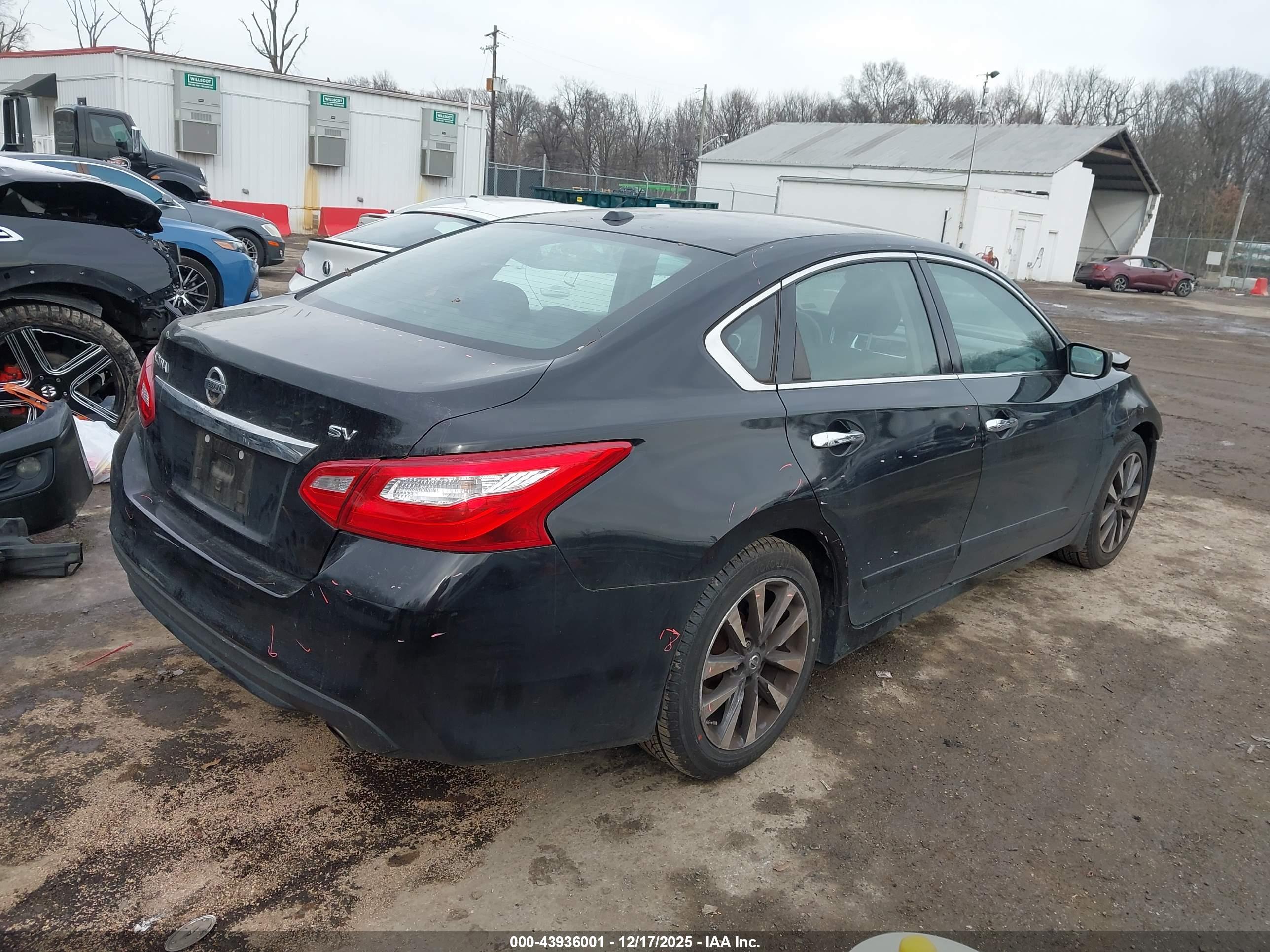 NISSAN ALTIMA image 4